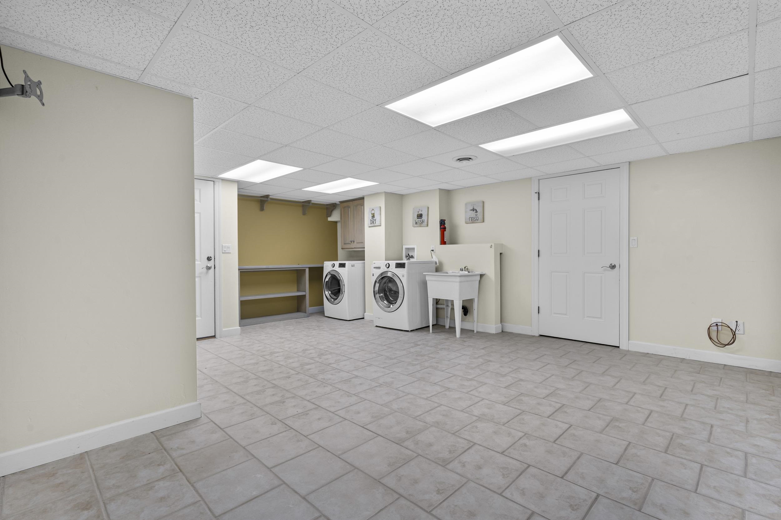 Property photo 78