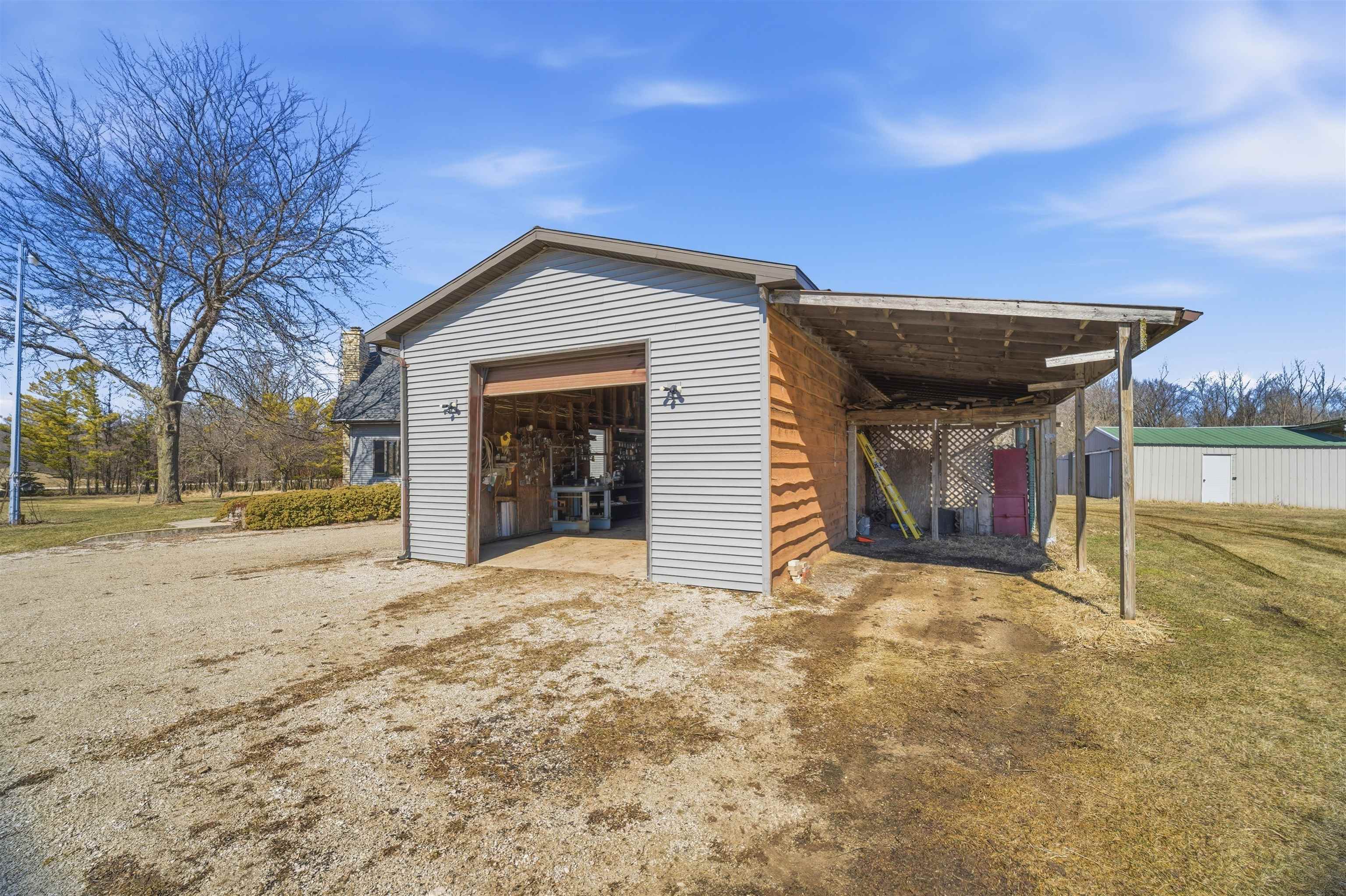 Property photo 38