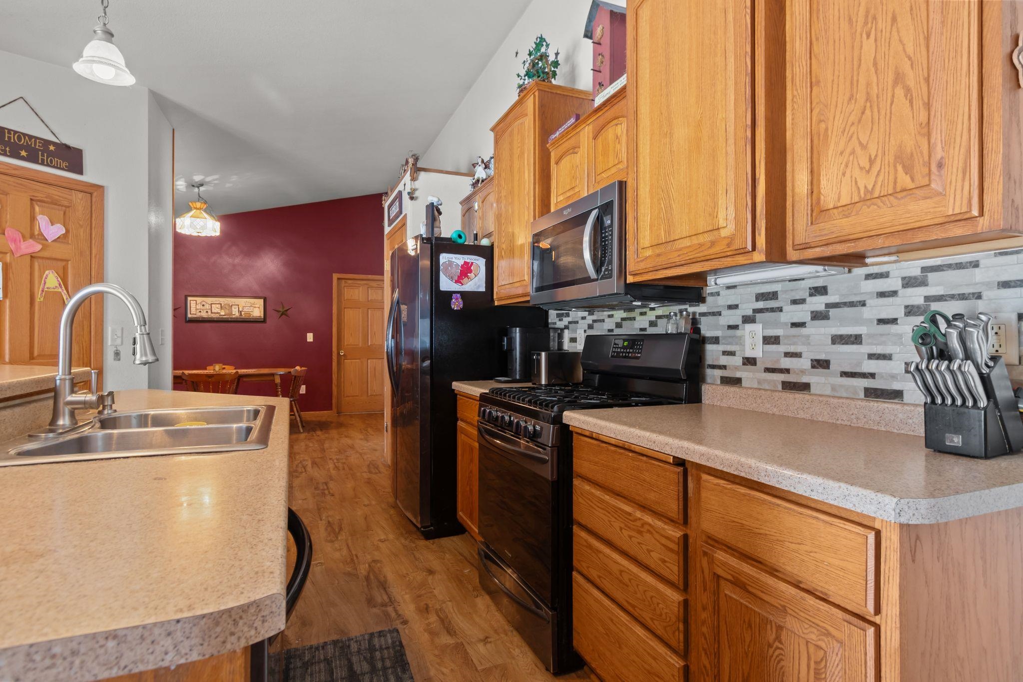 Property photo 28