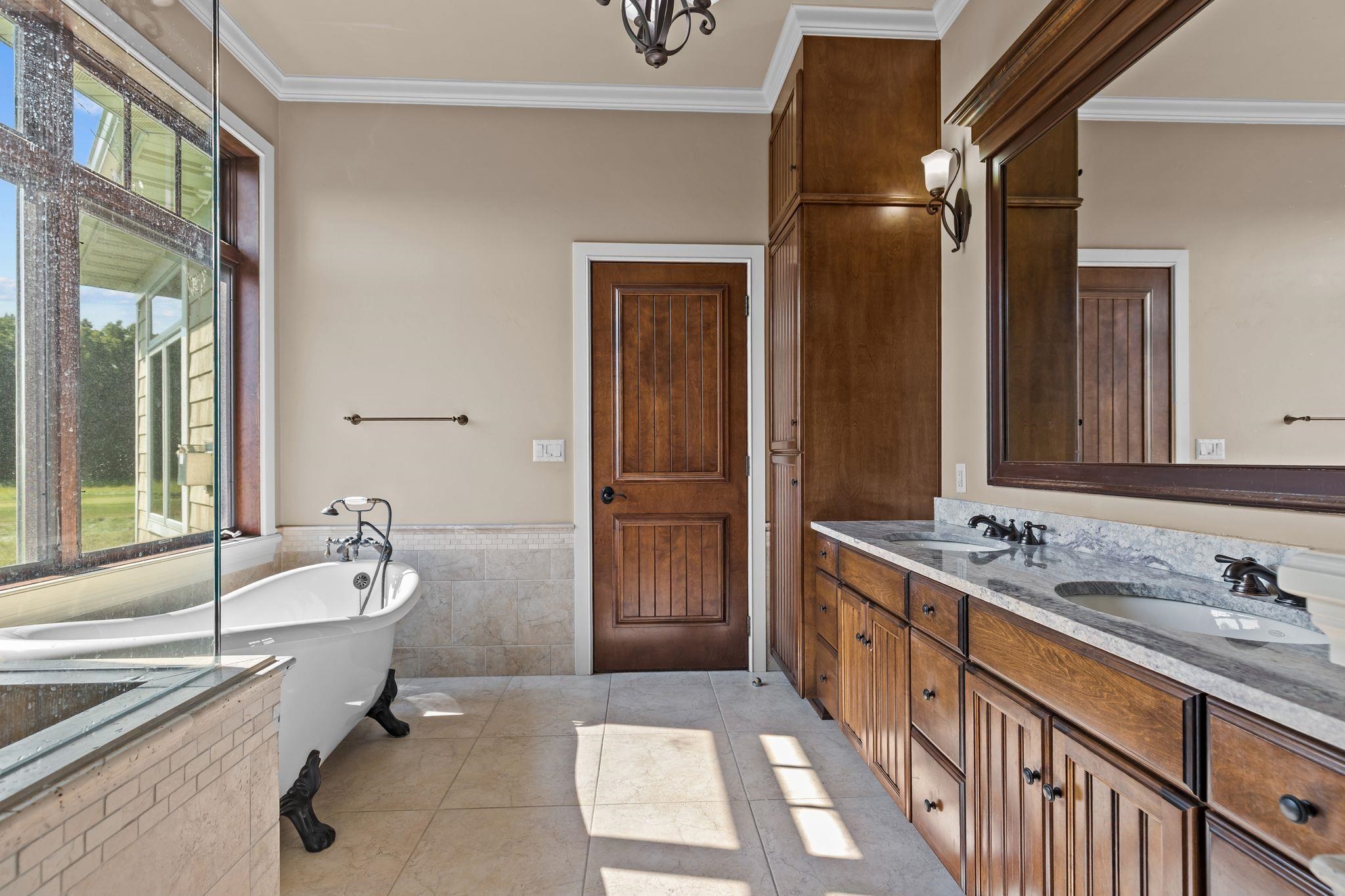 Property photo 43