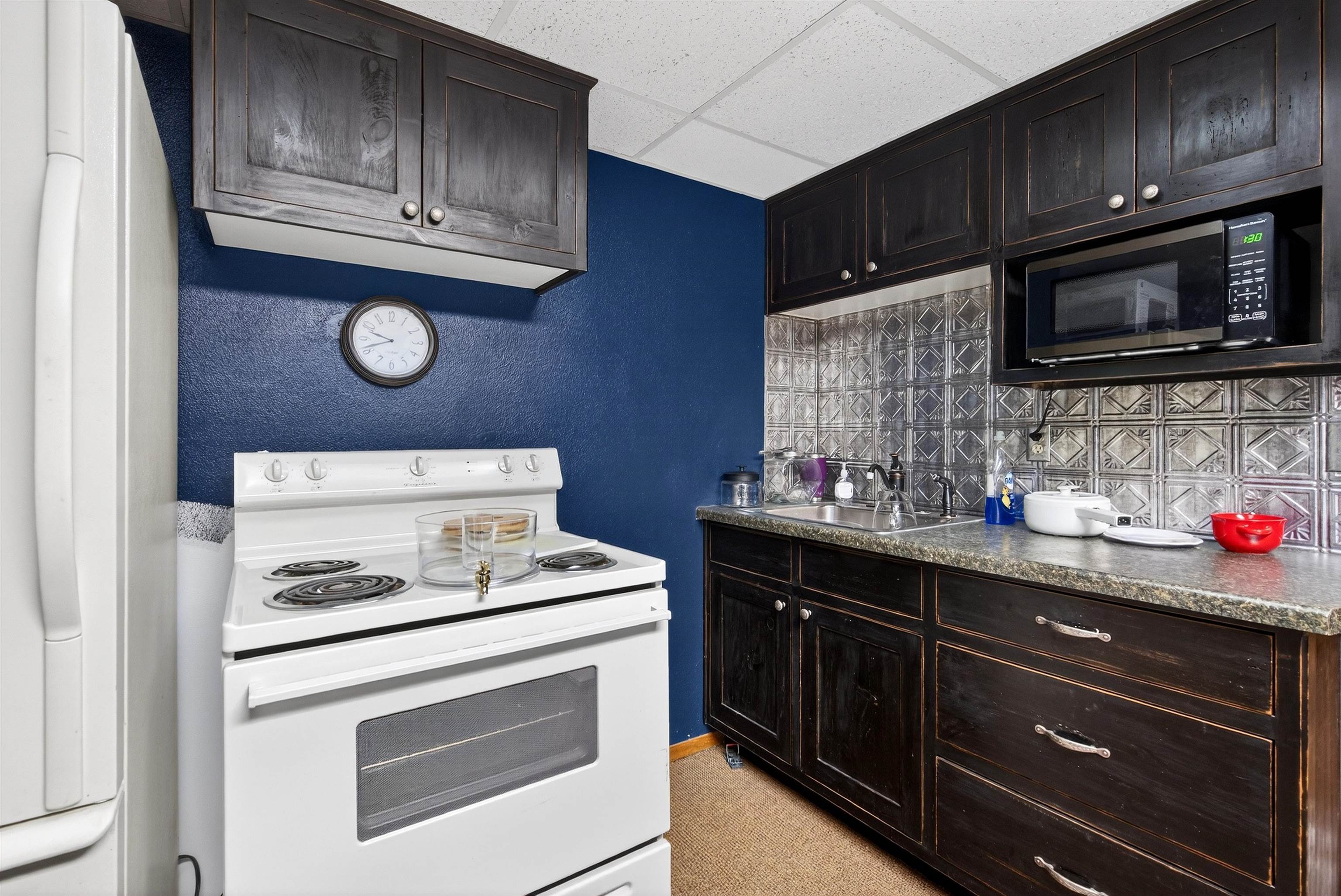 Property photo 25