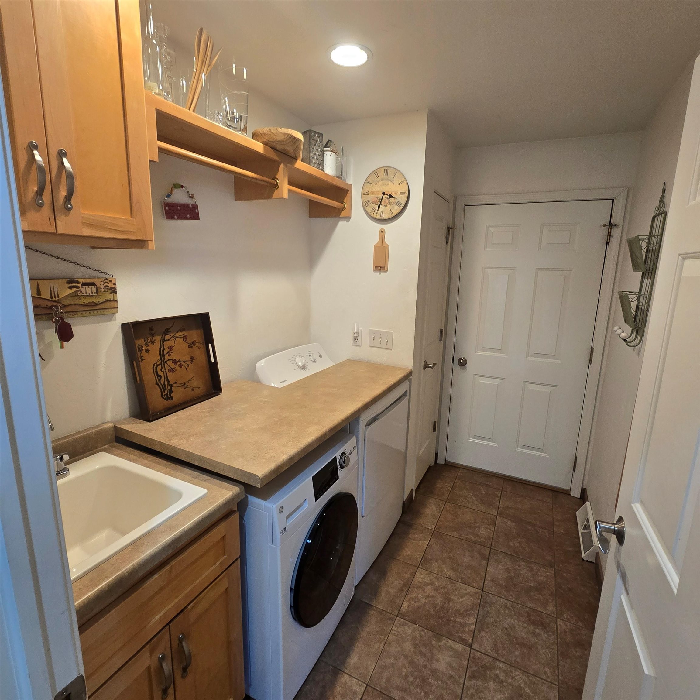 Property photo 28