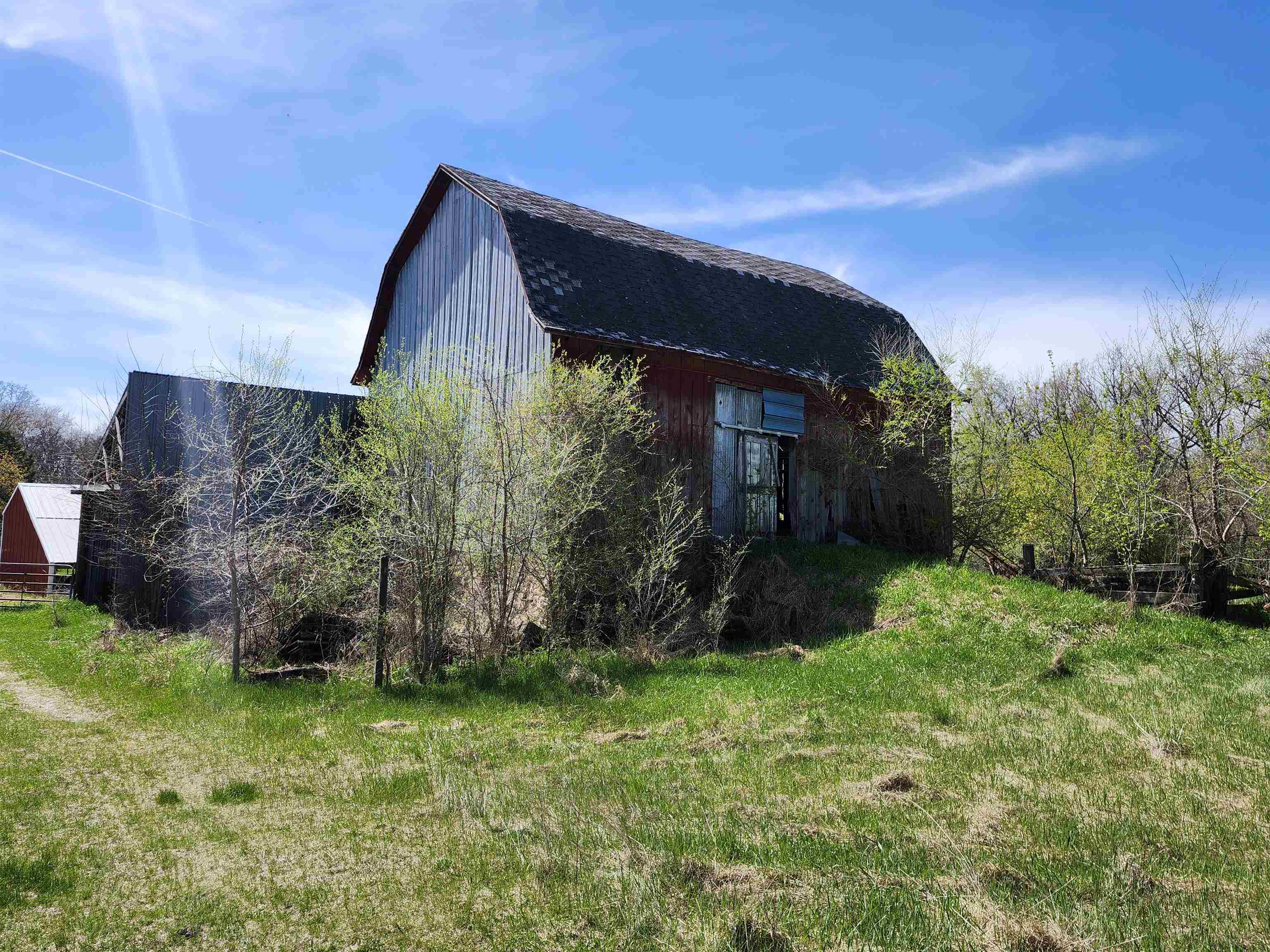 Property photo 40