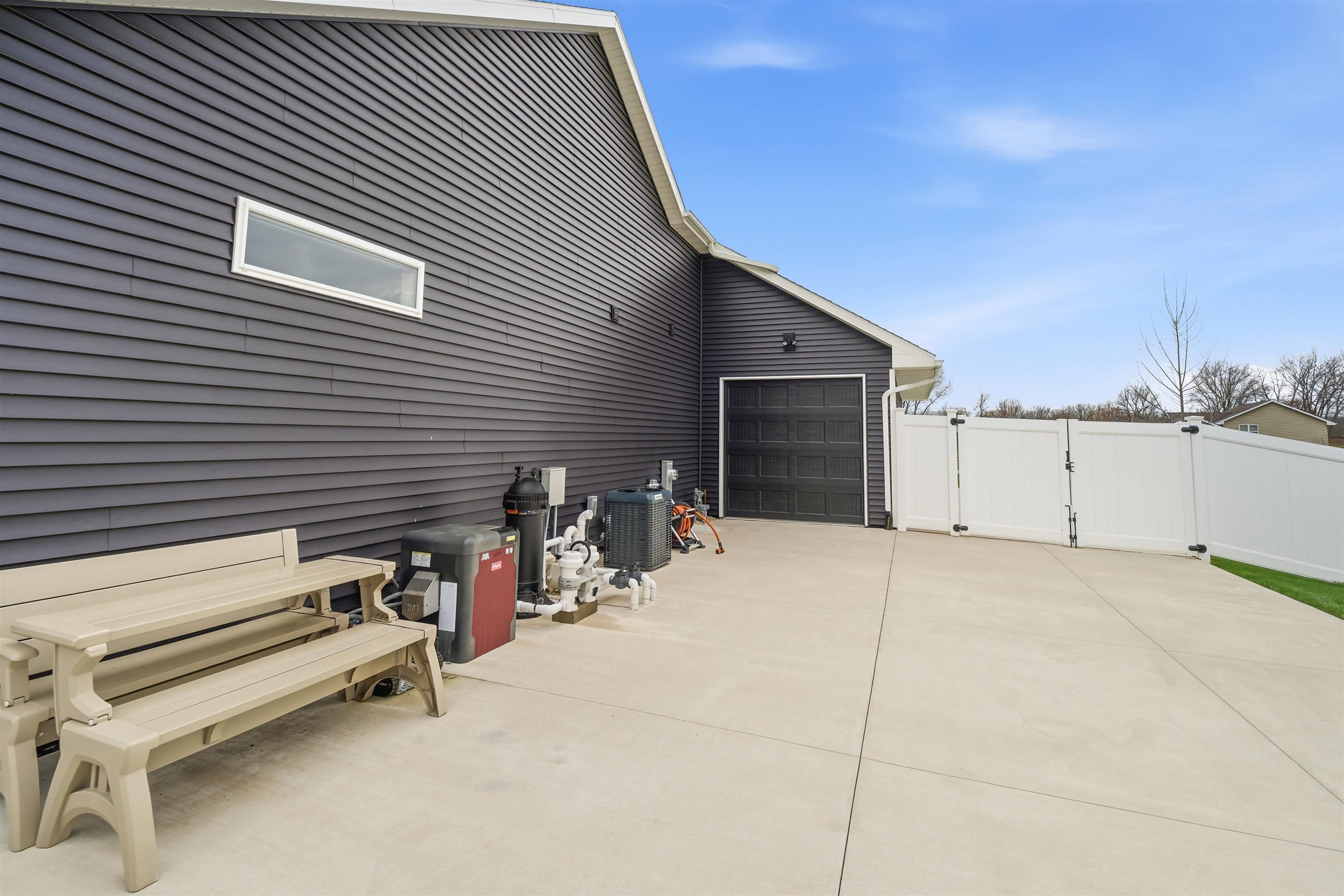 Property photo 54