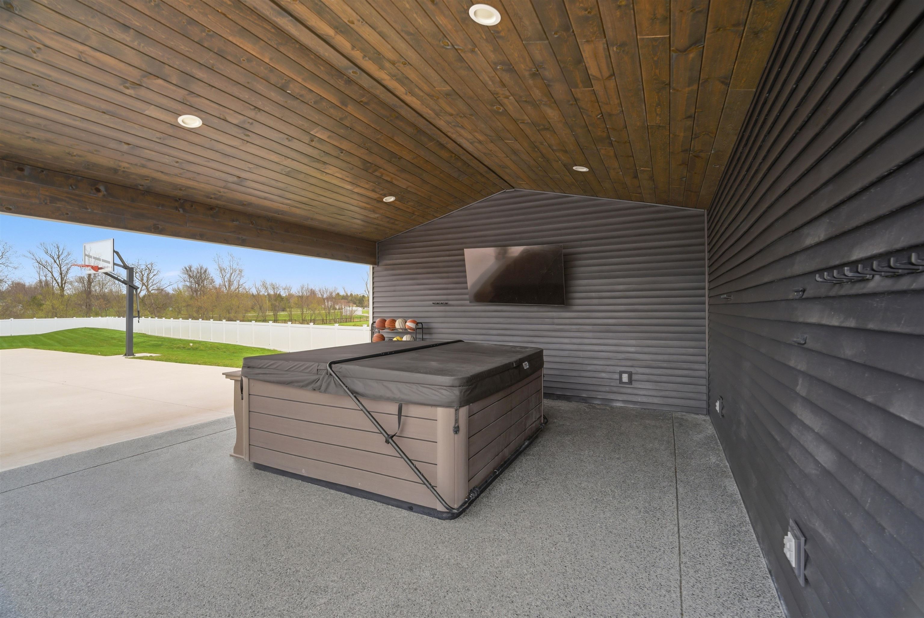 Property photo 56