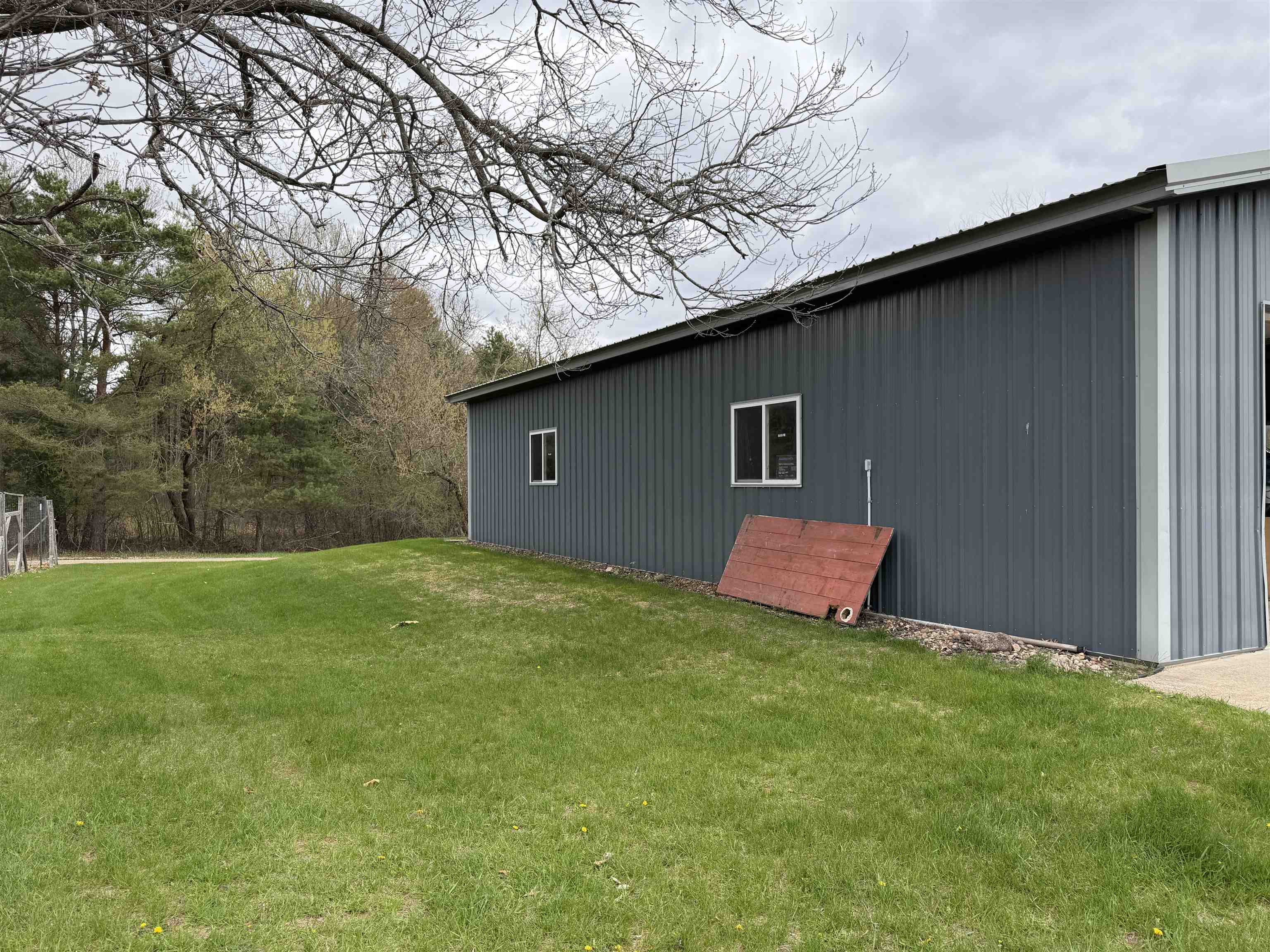 Property photo 44