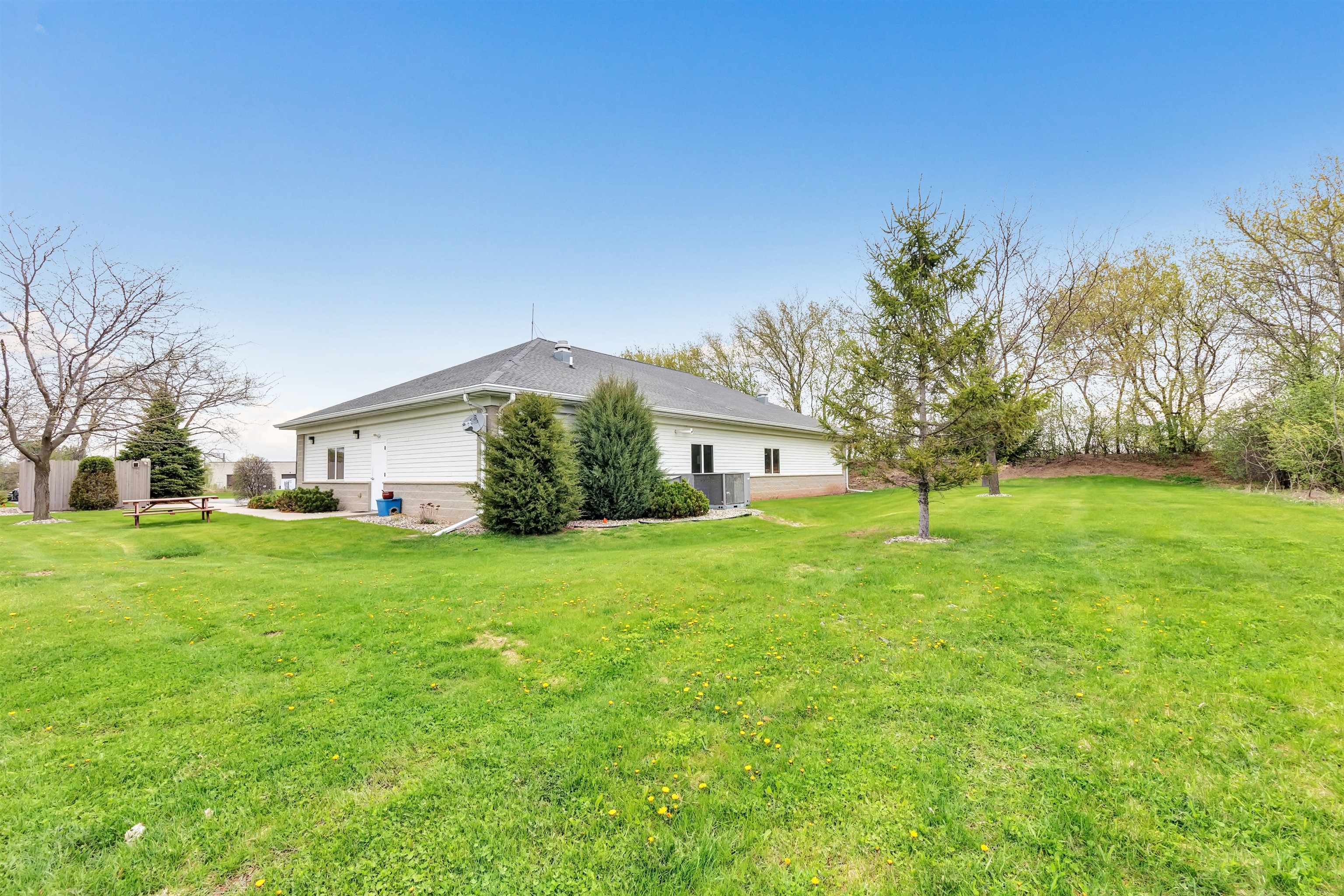 Property photo 35