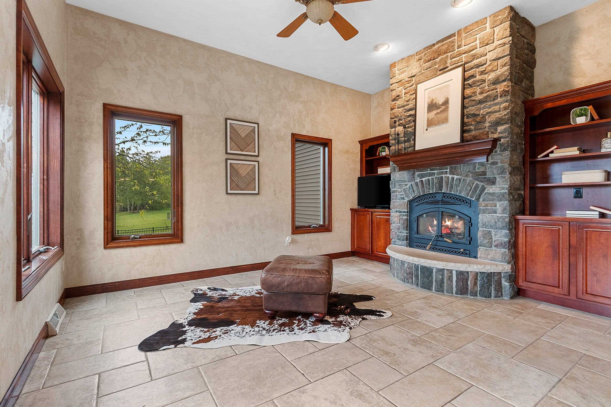 Property photo 28