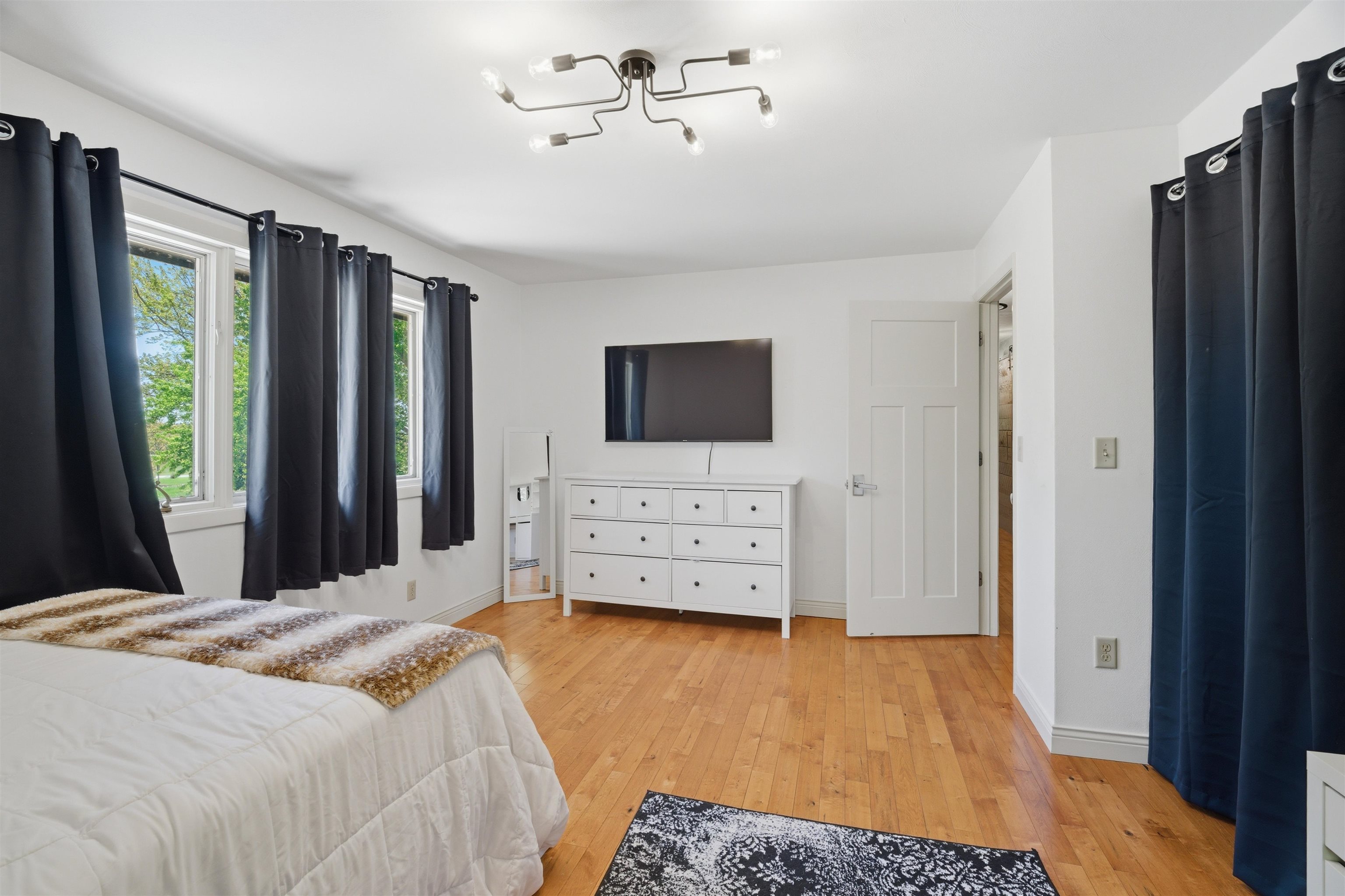Property photo 33