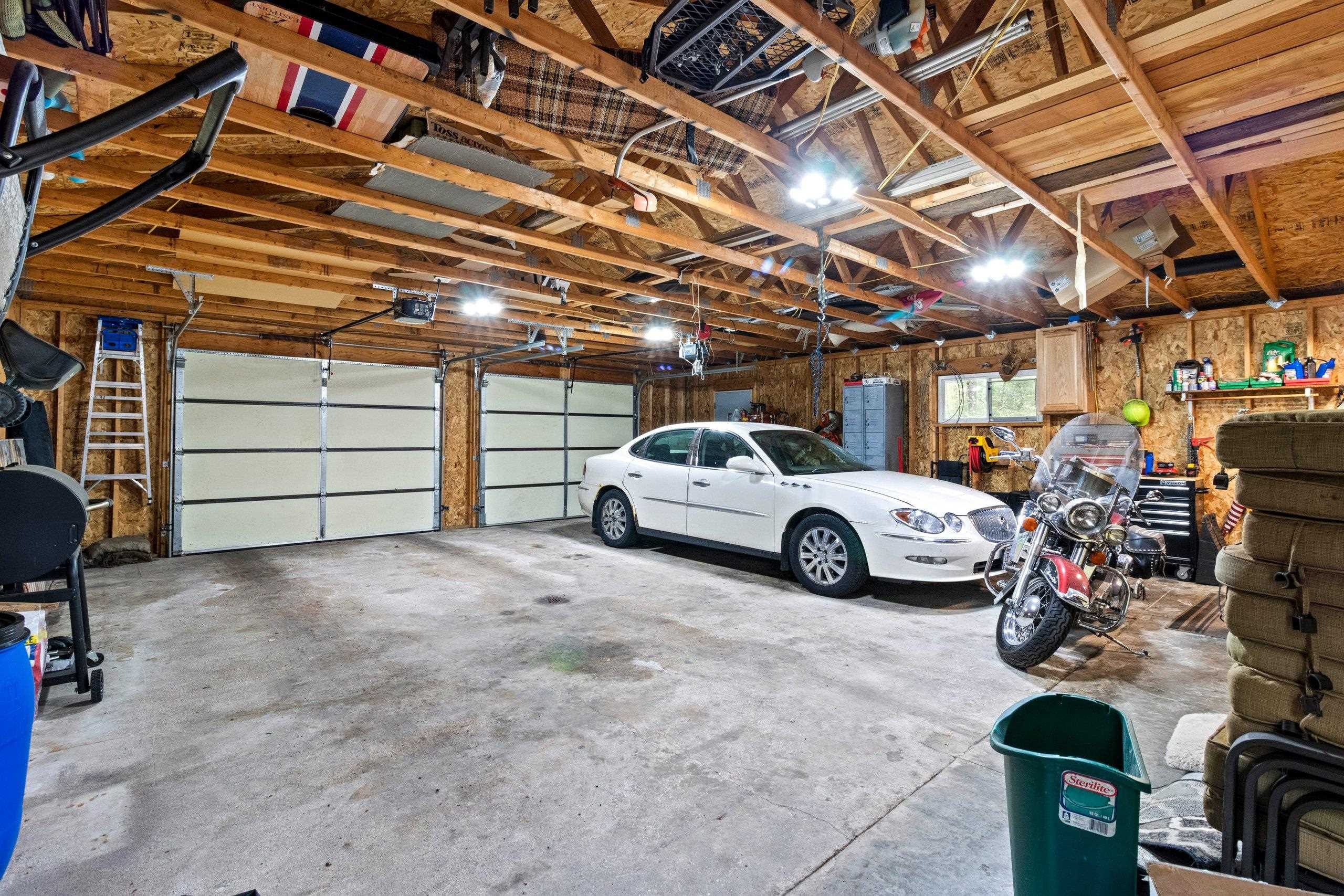 Property photo 44