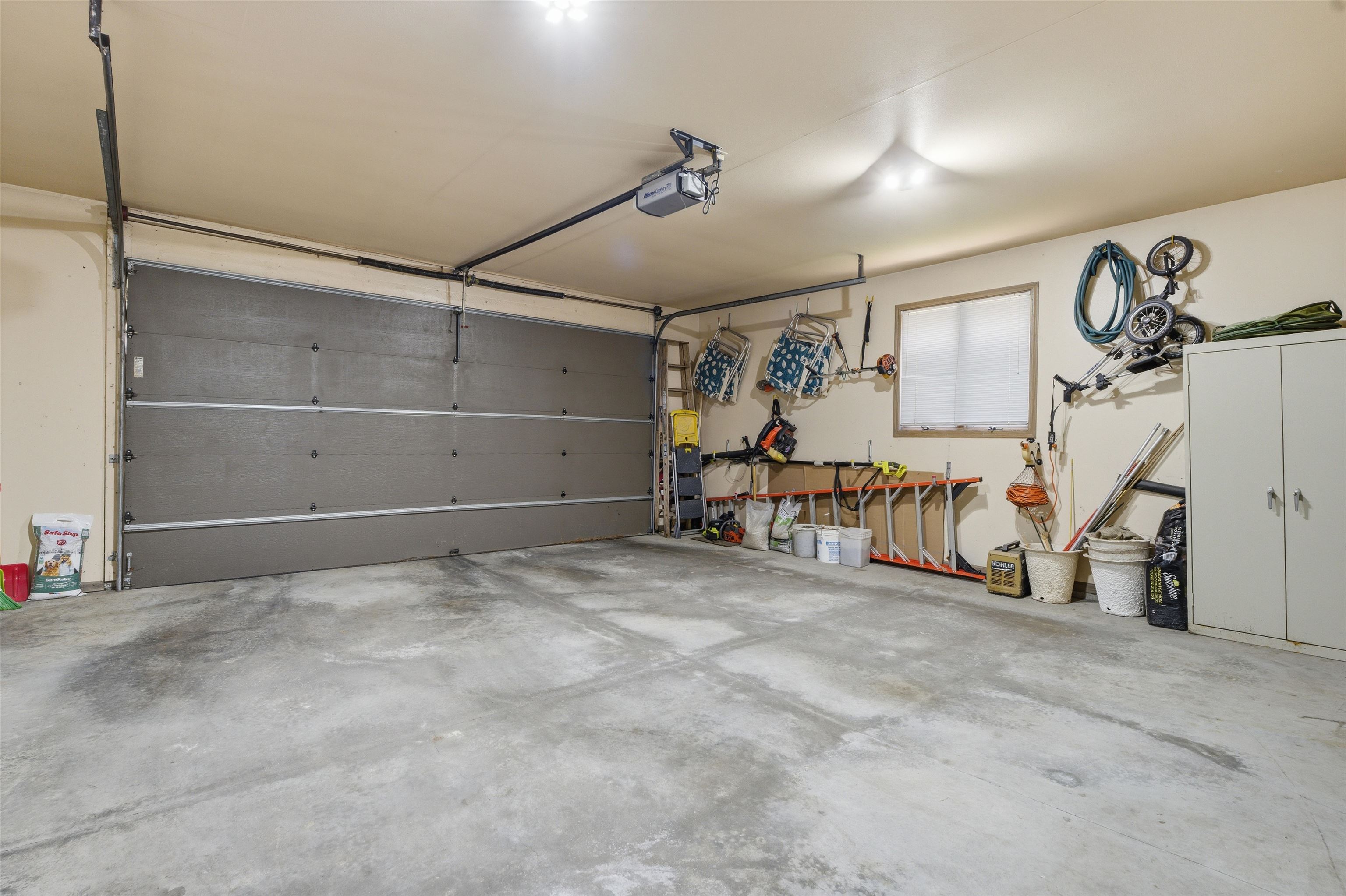Property photo 34