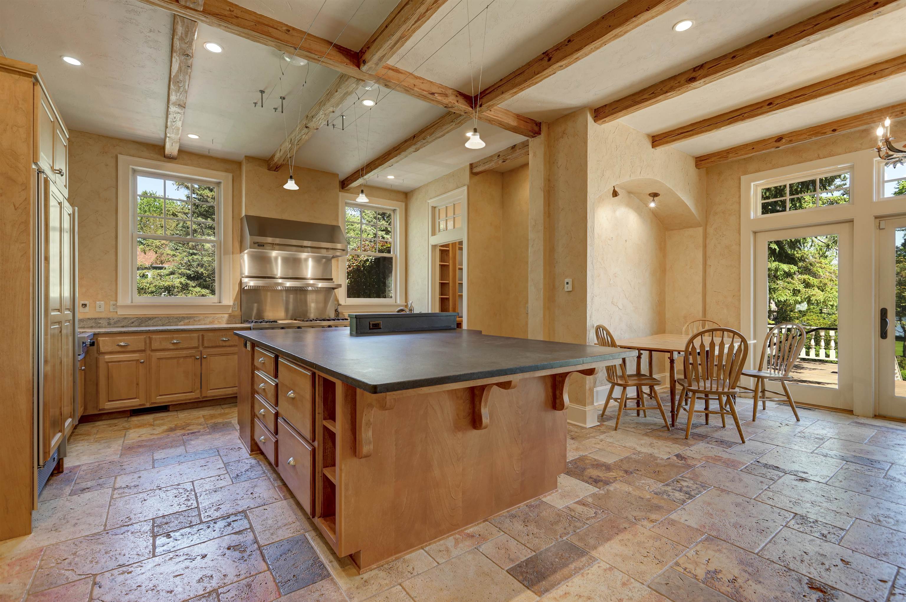 Property photo 40