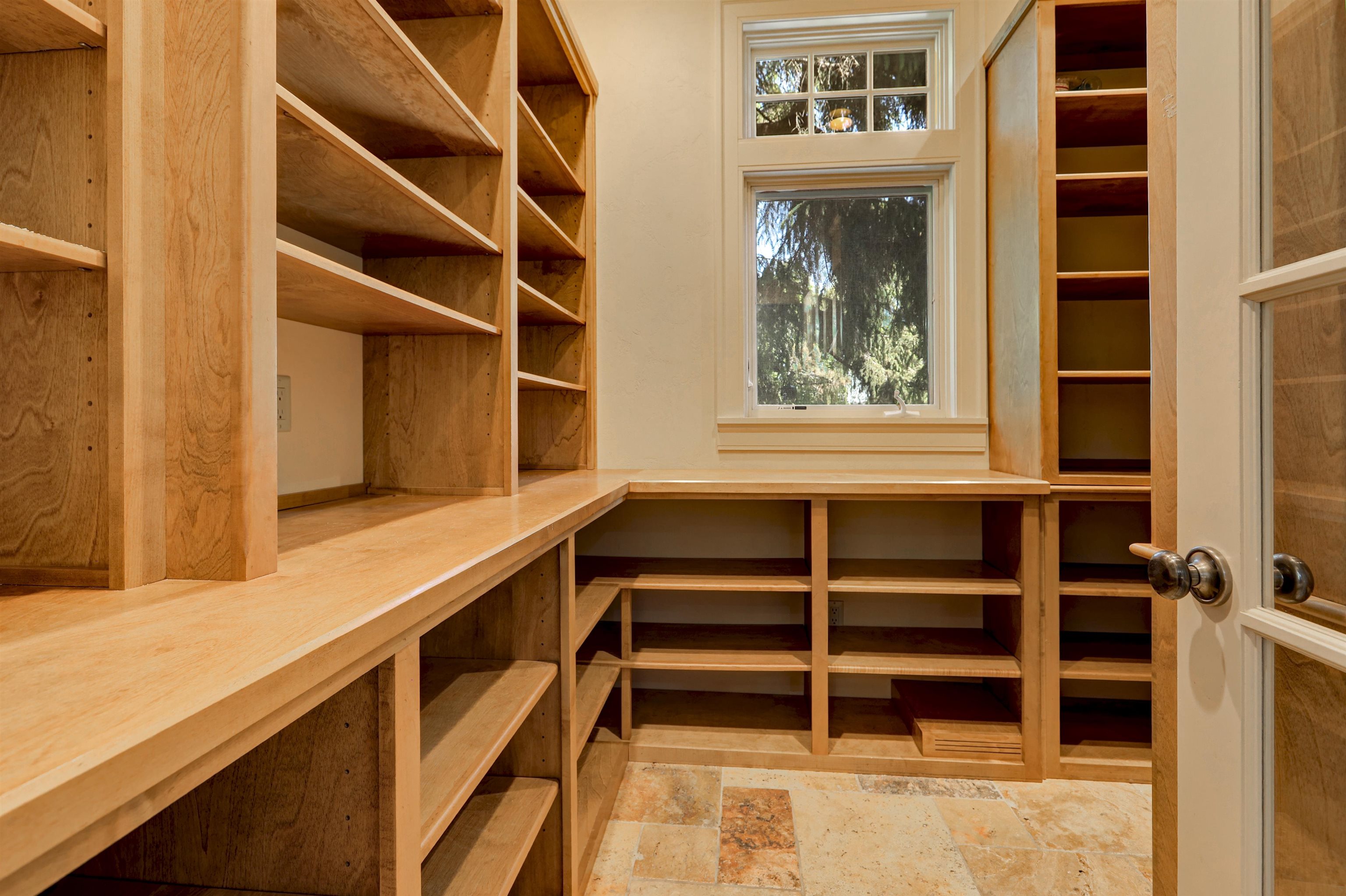 Property photo 44