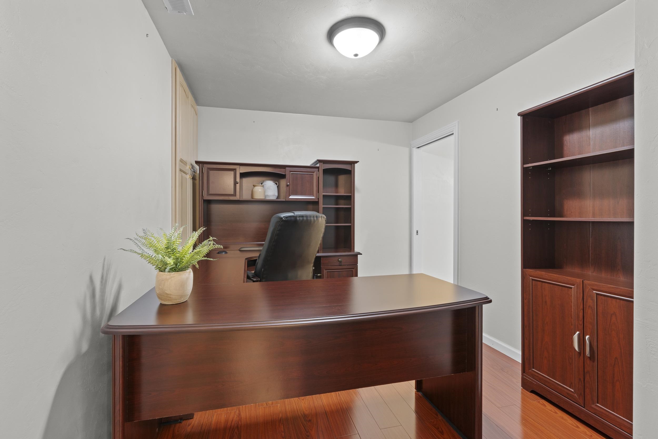 Property photo 33
