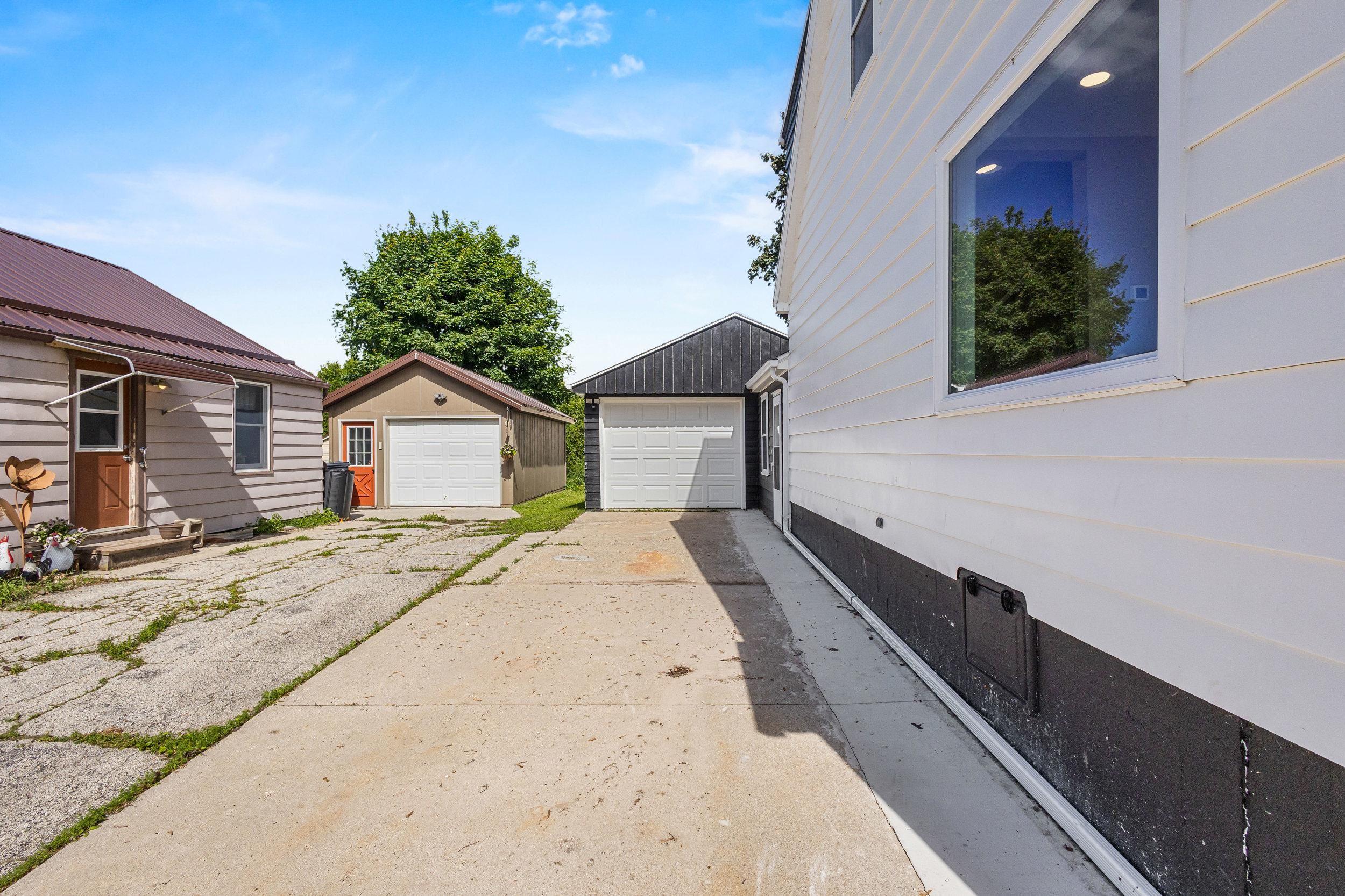 Property photo 33