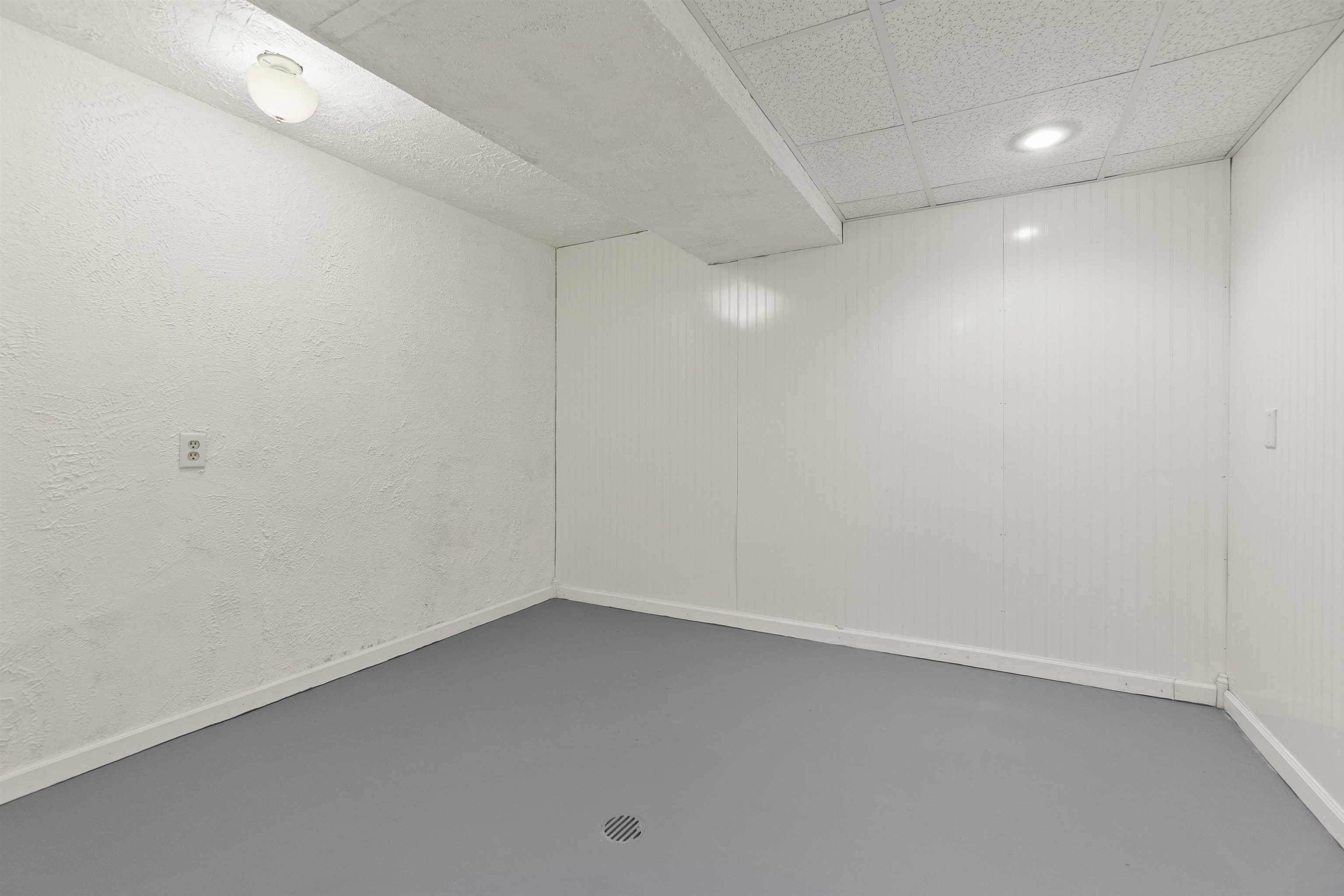 Property photo 35