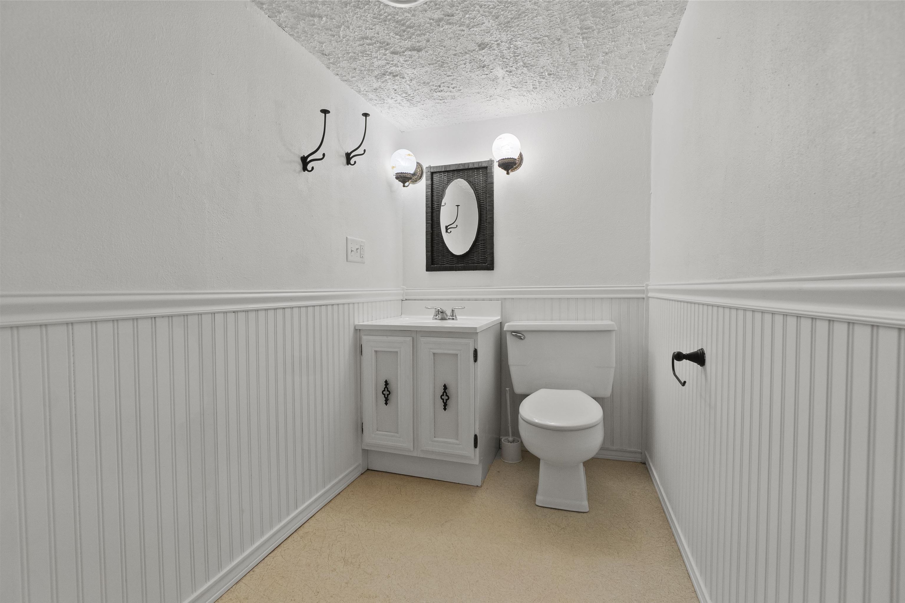 Property photo 38