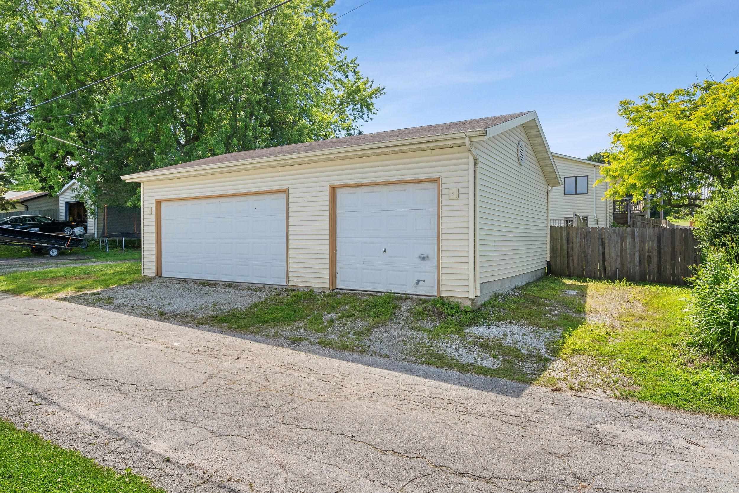 Property photo 38