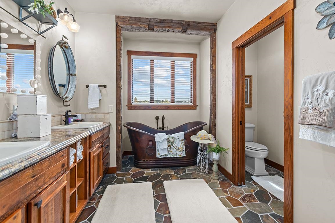 Property photo 24