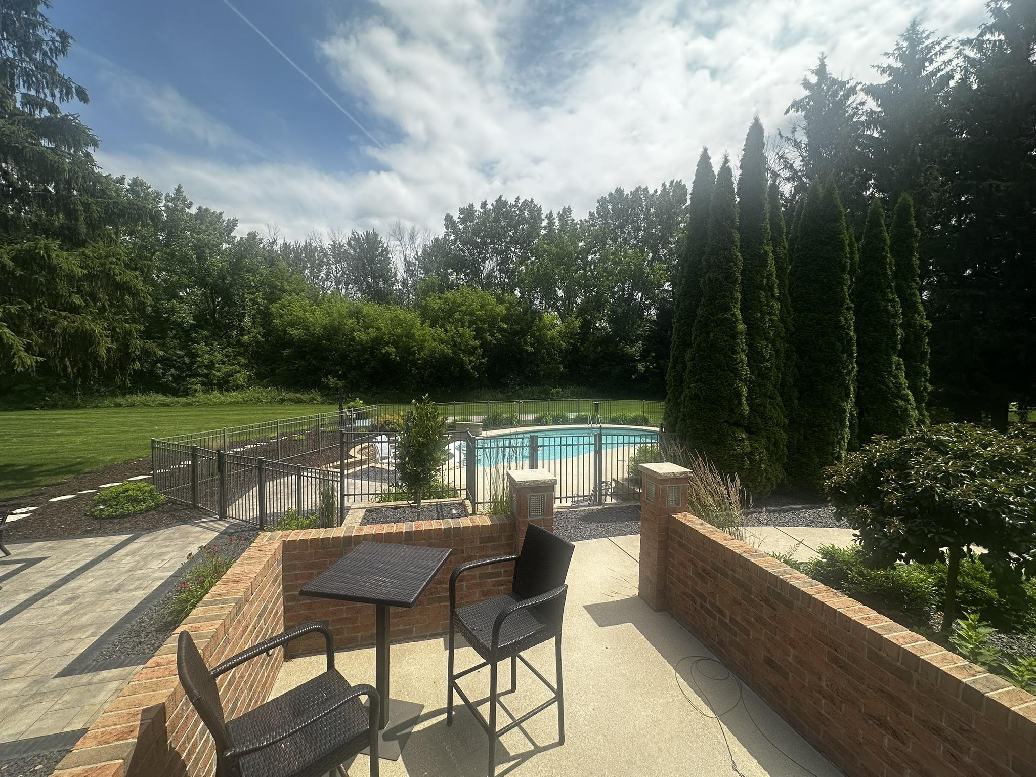 Property photo 33