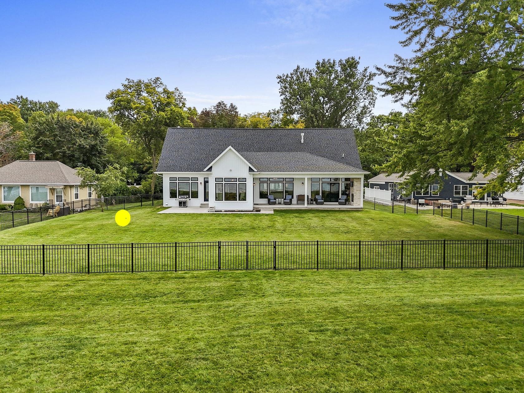 Property photo 64