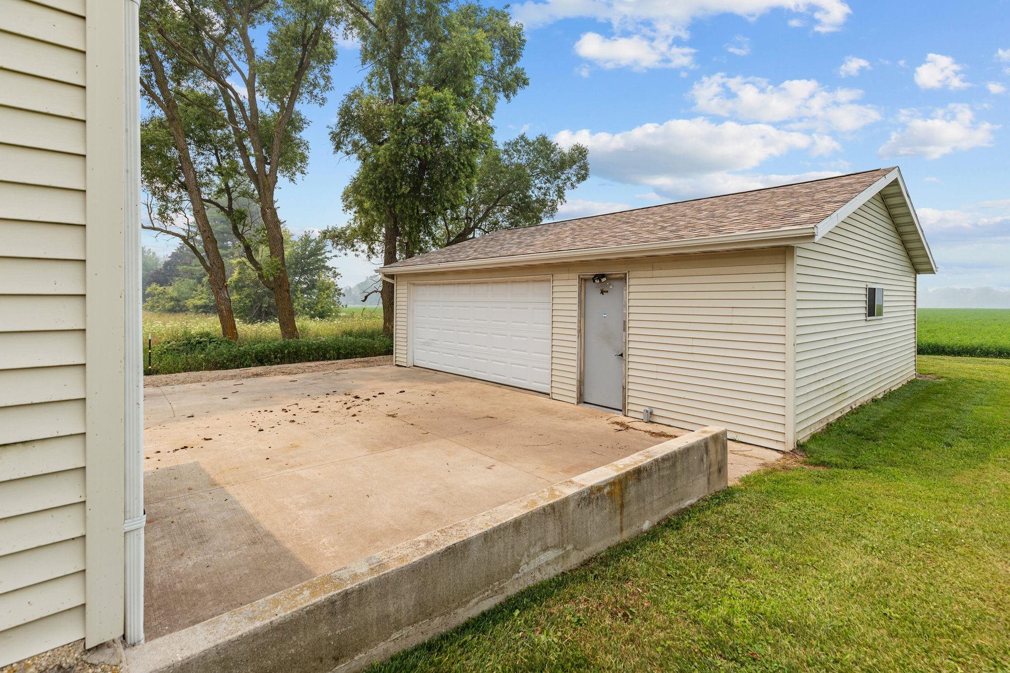 Property photo 30