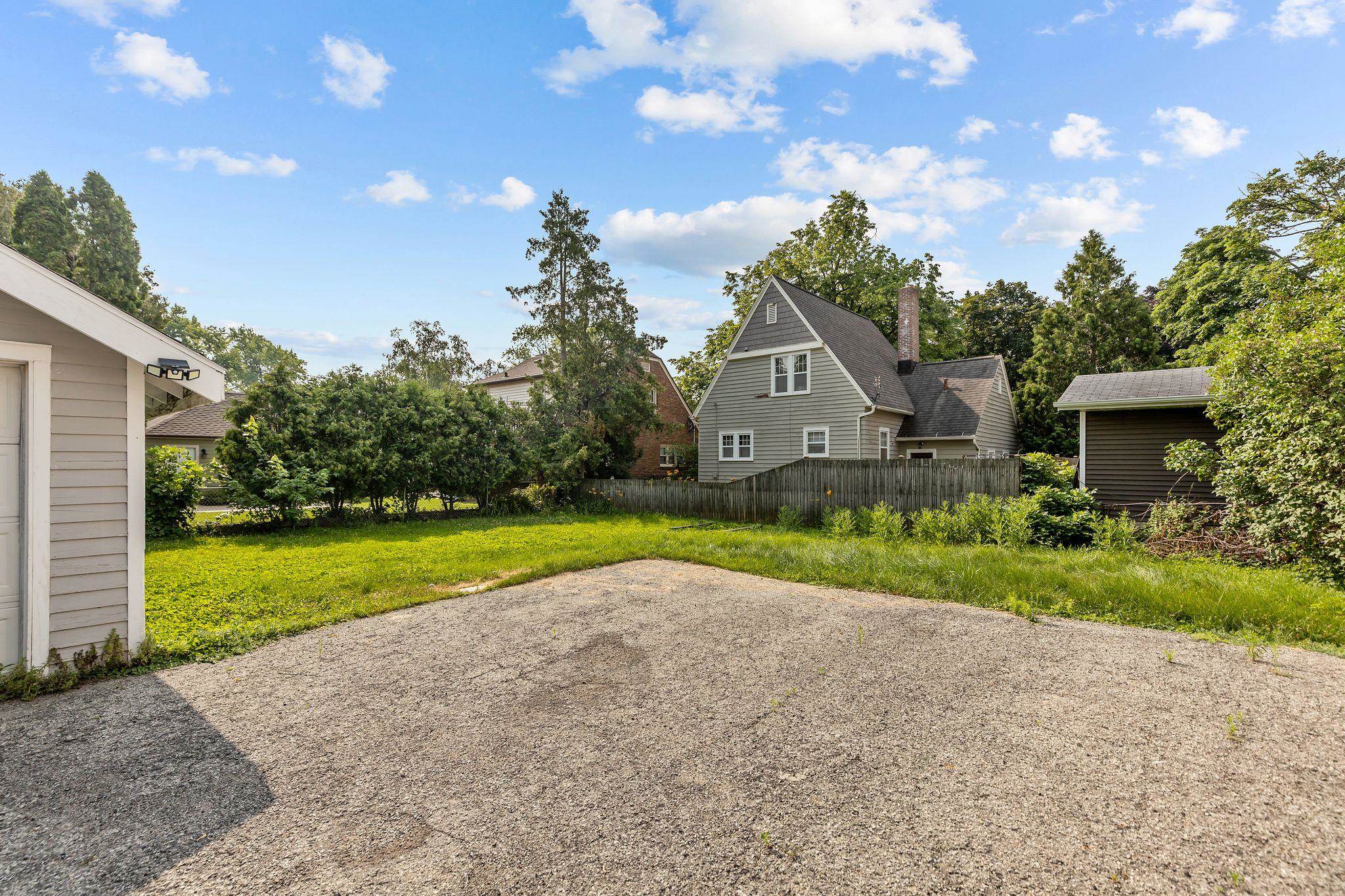 Property photo 25