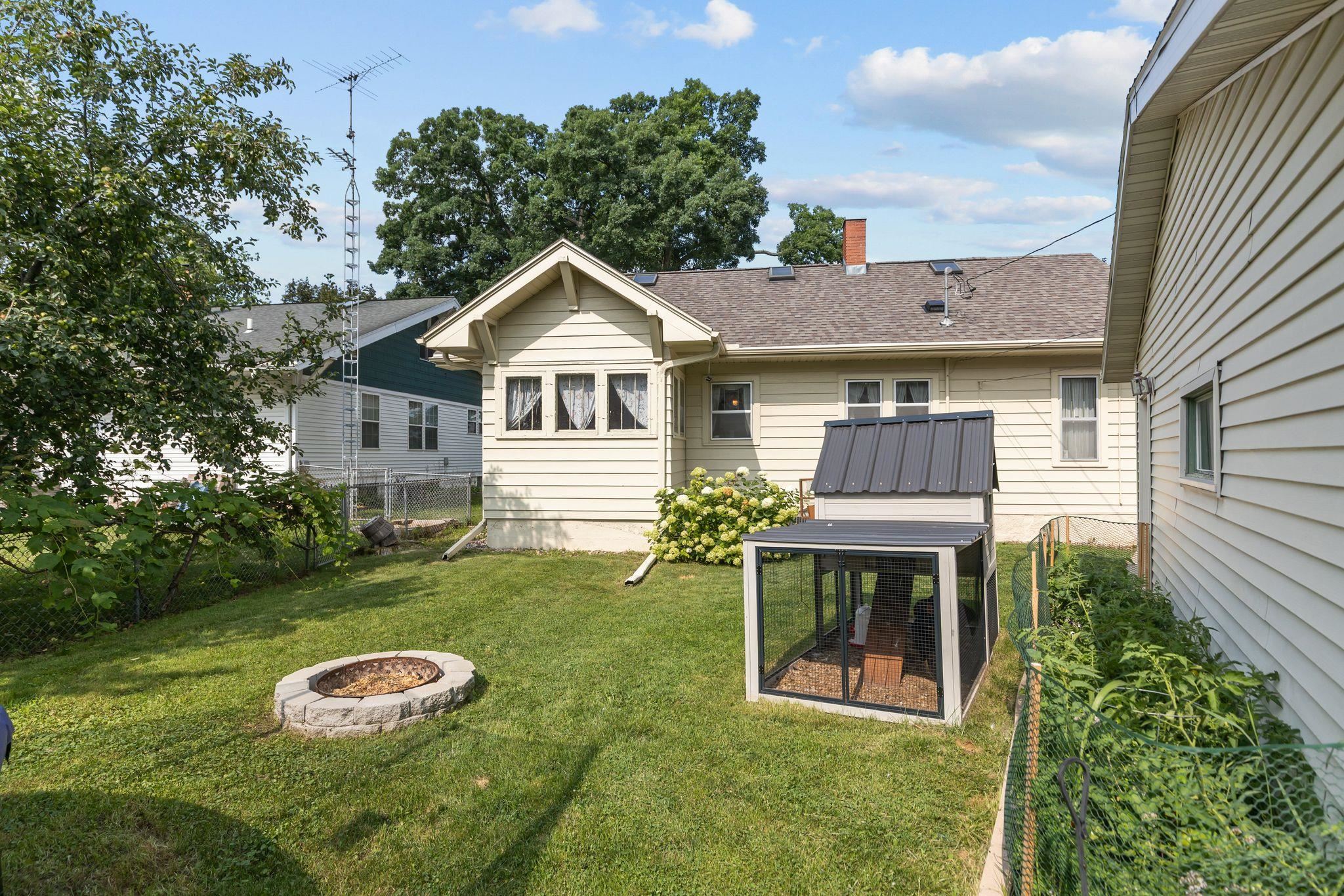 Property photo 44