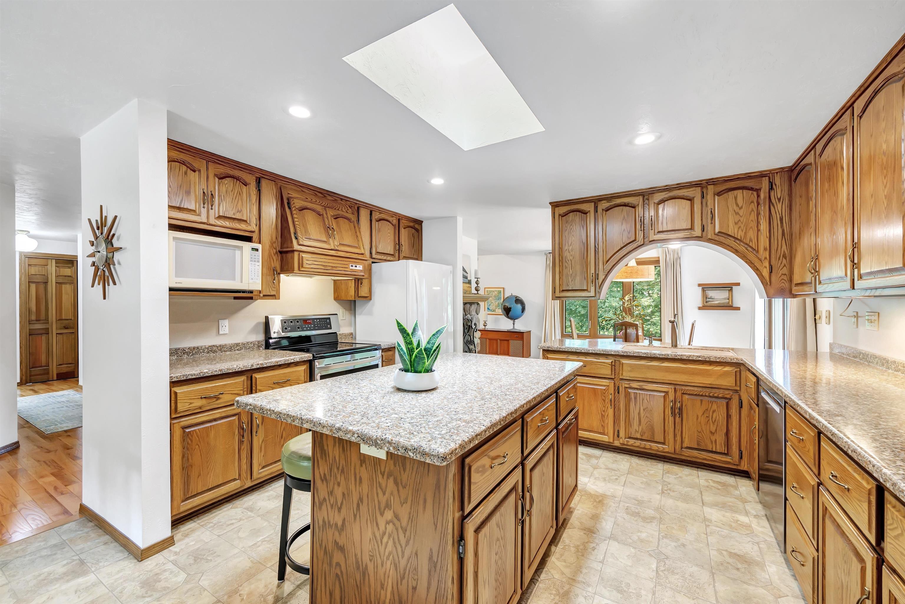 Property photo 12