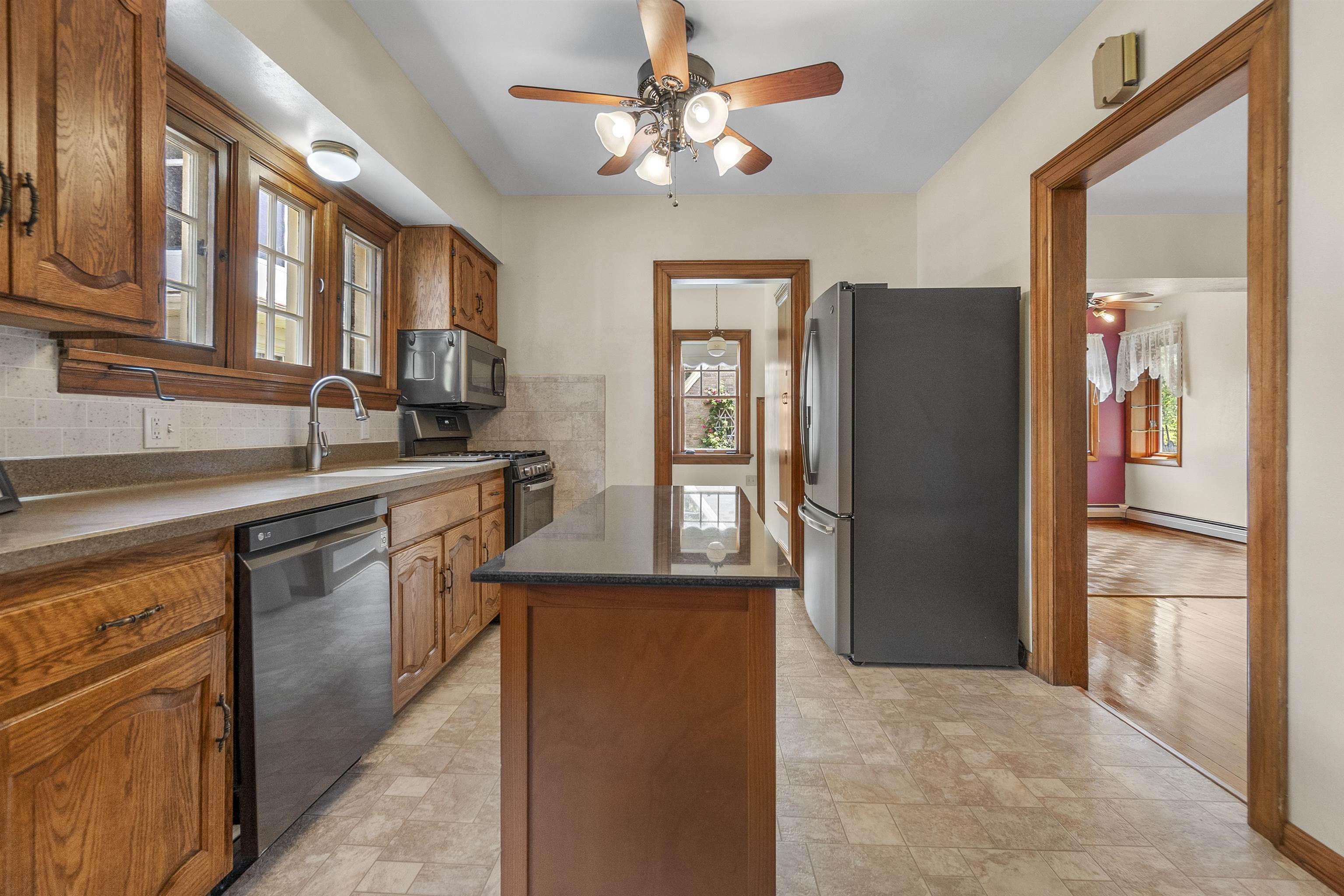 Property photo 24