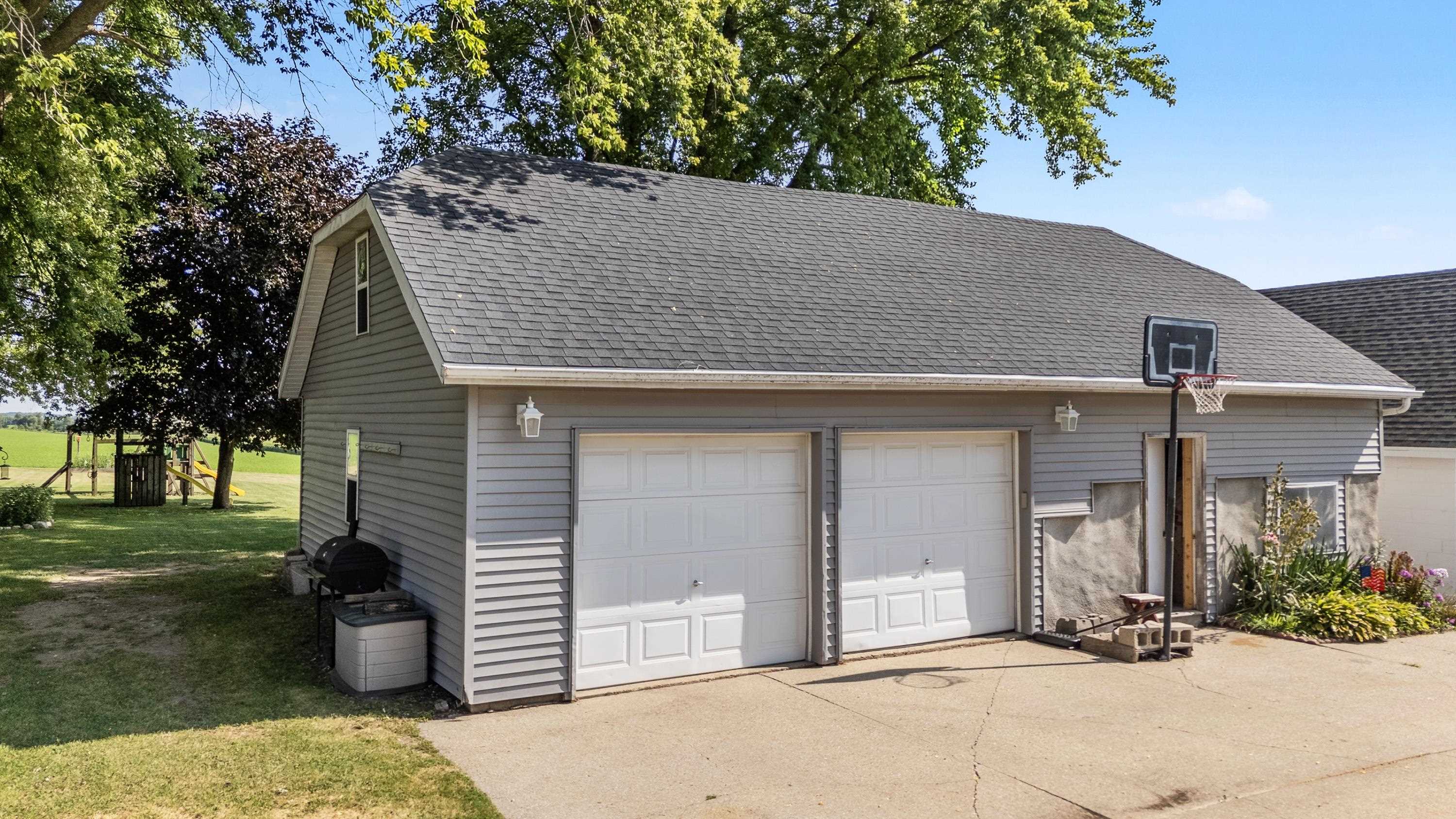 Property photo 28
