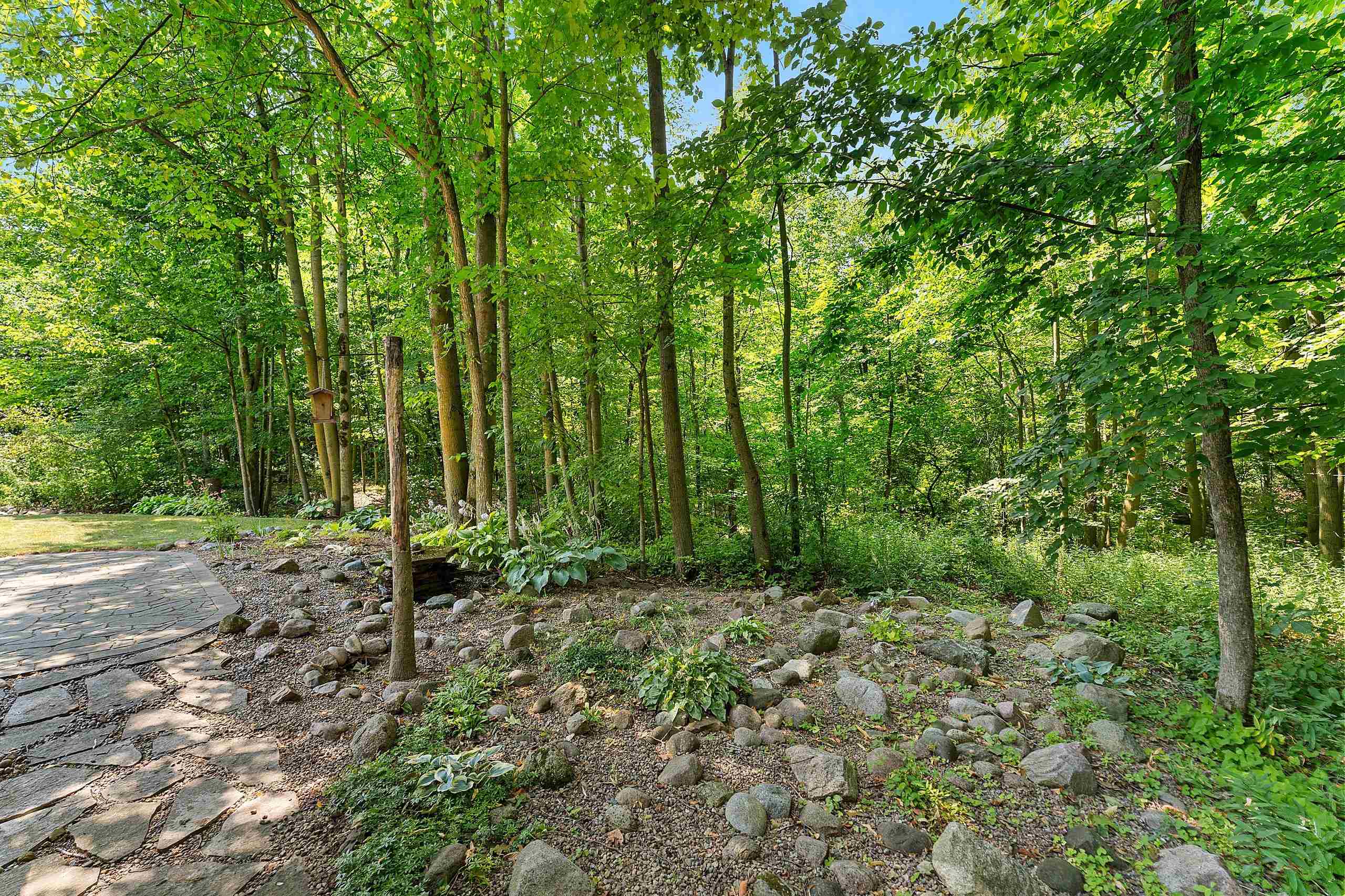 Property photo 86