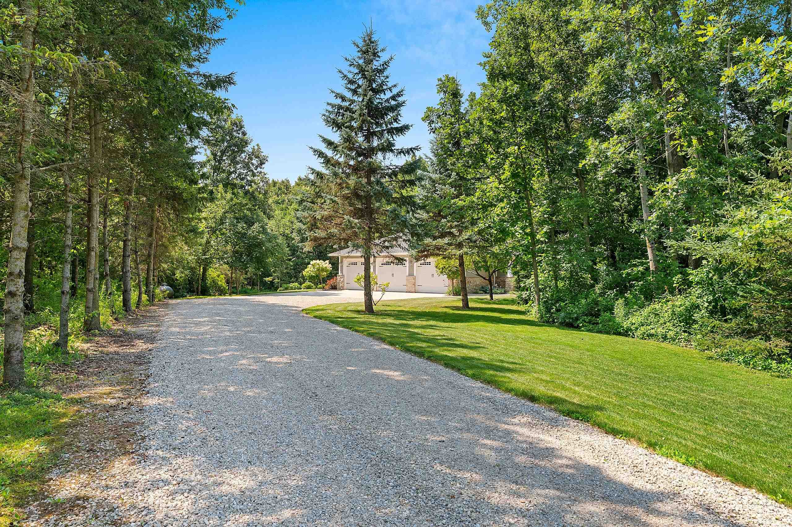 Property photo 87