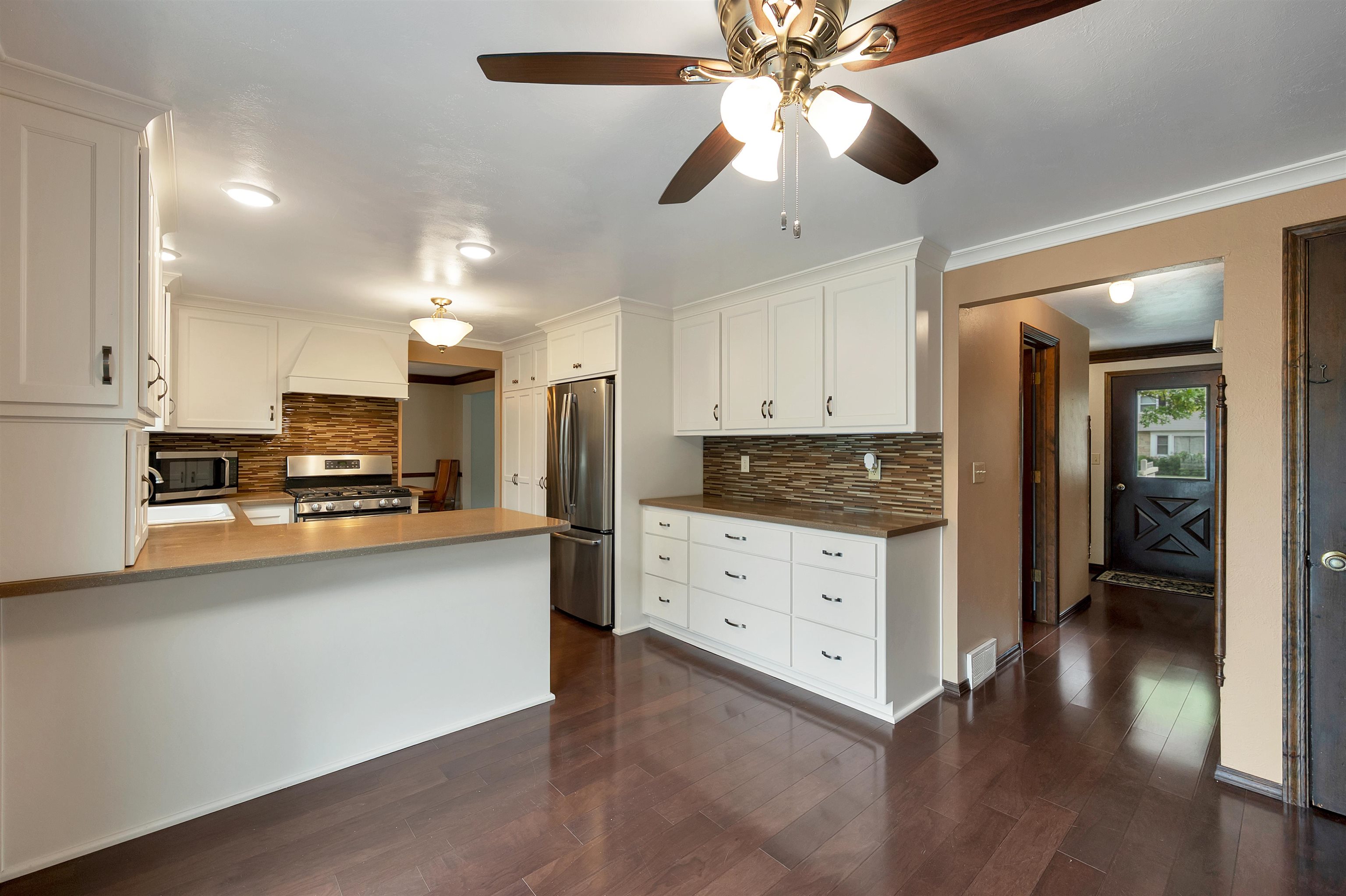 Property photo 28