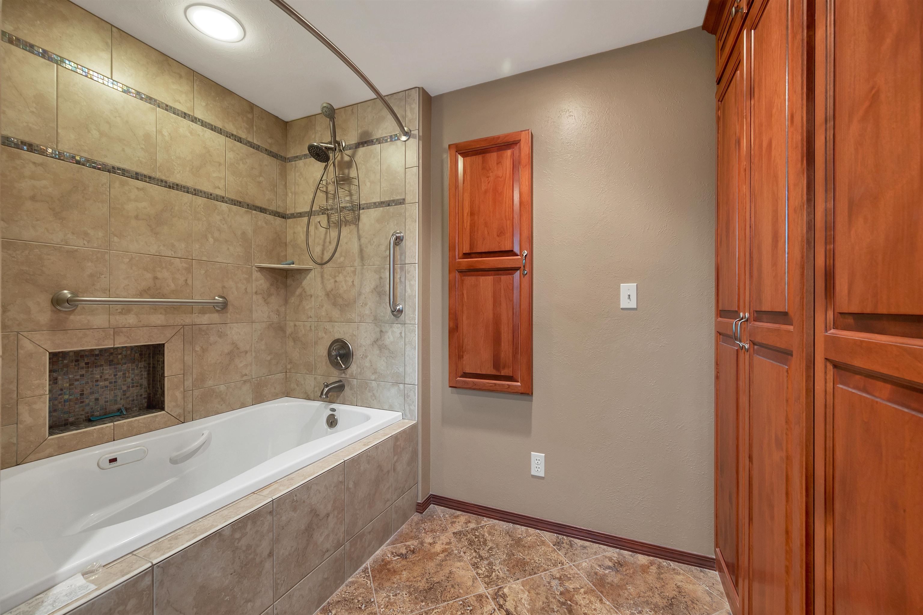Property photo 40