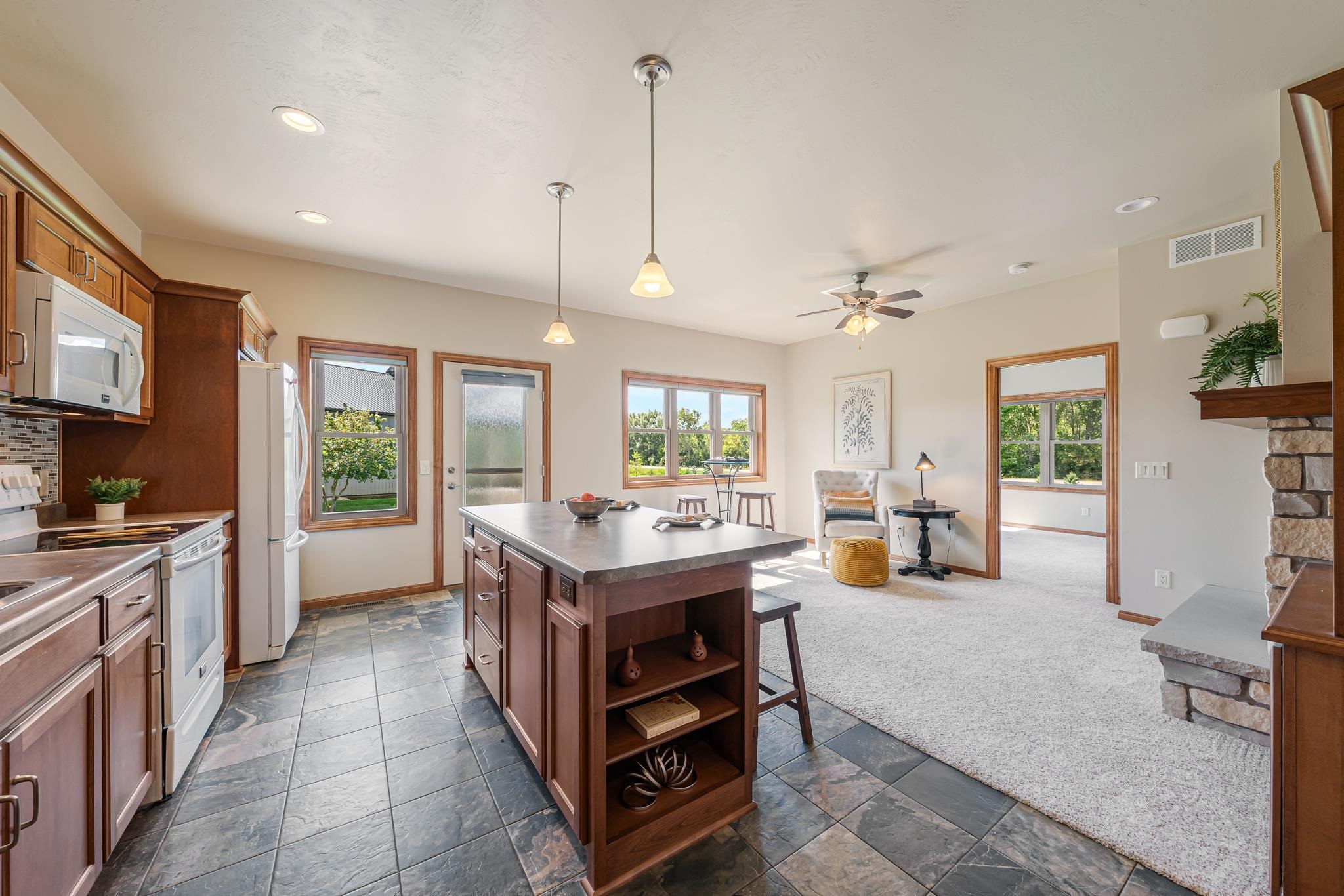 Property photo 28