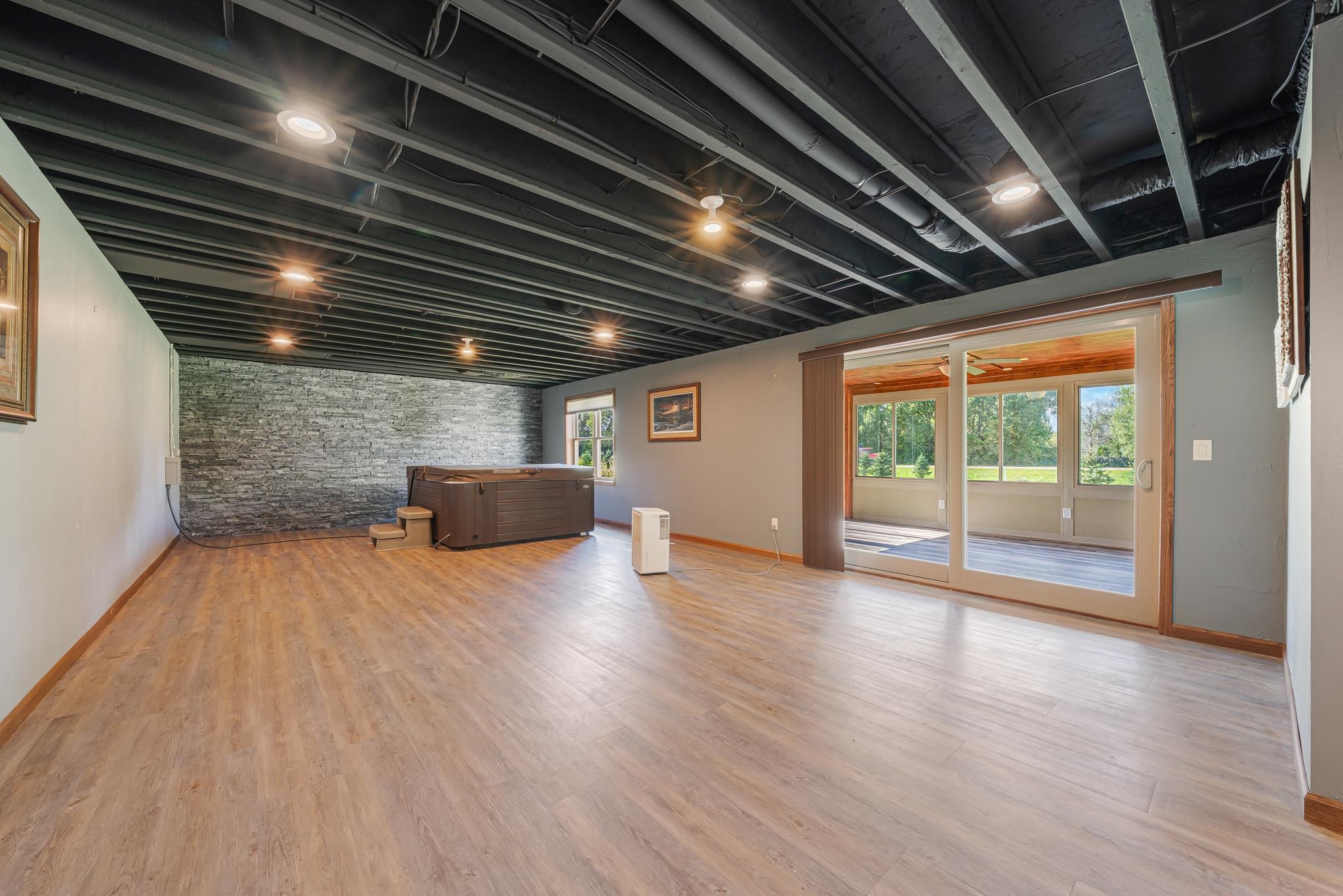 Property photo 35