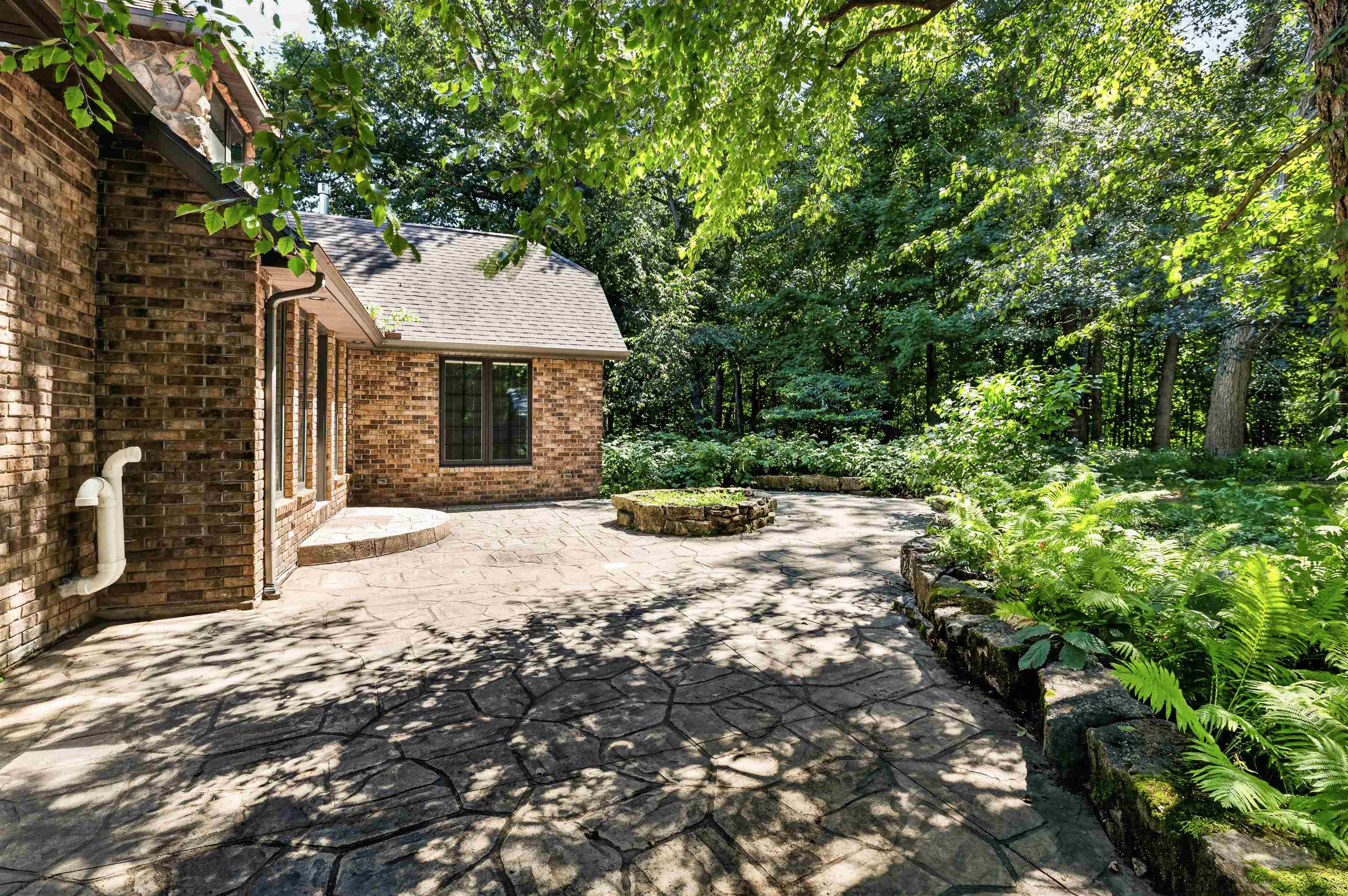 Property photo 33