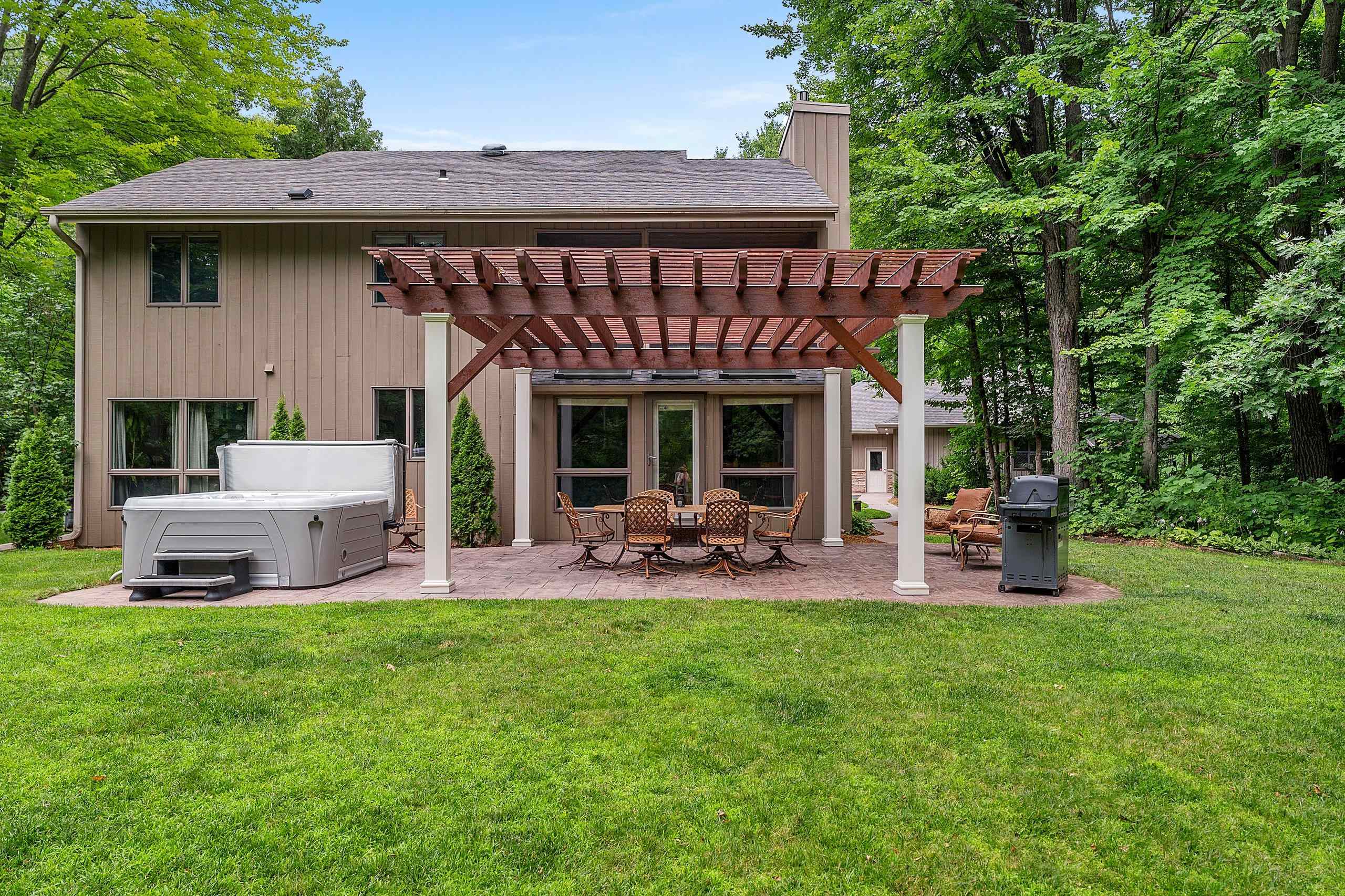 Property photo 64