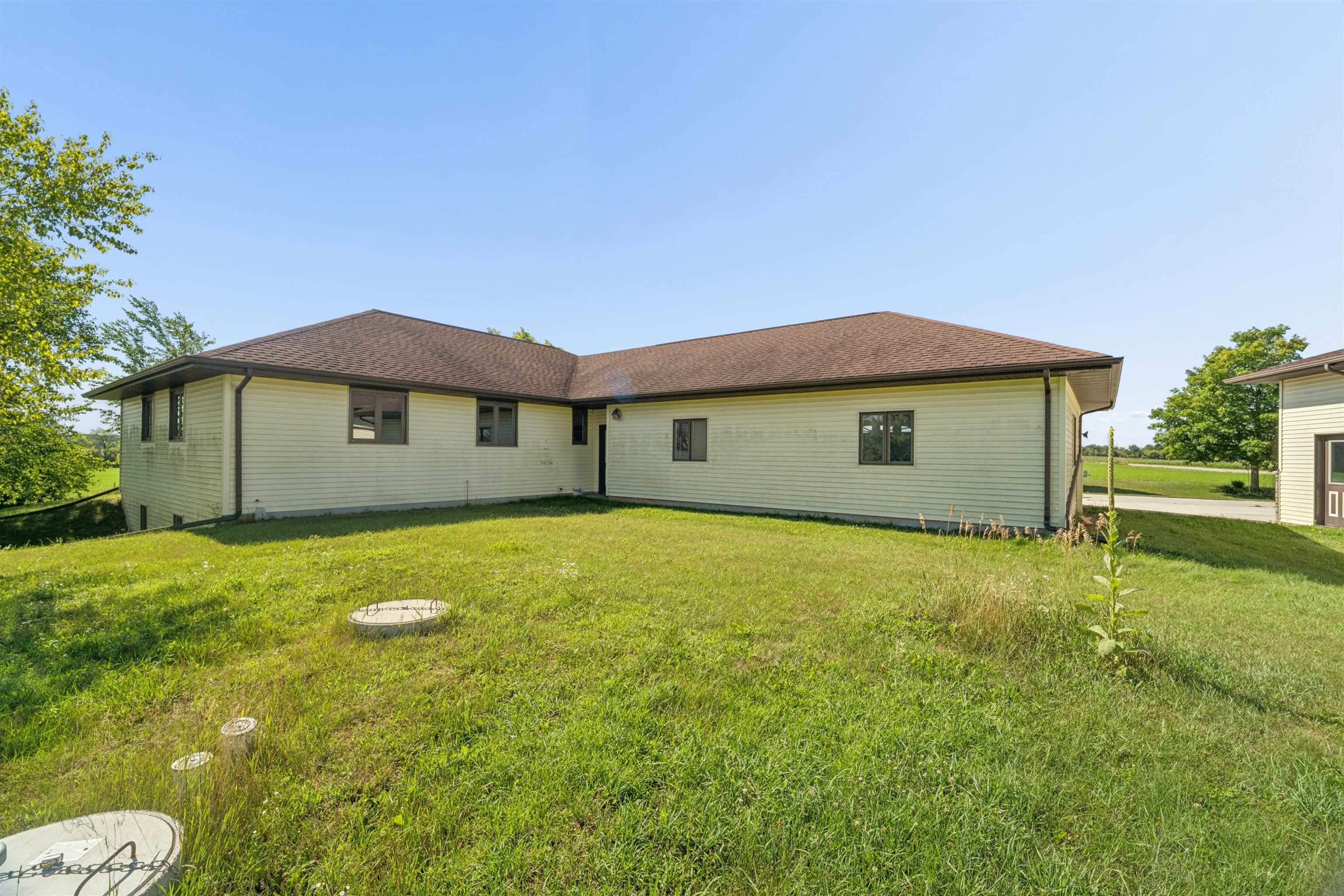 Property photo 43