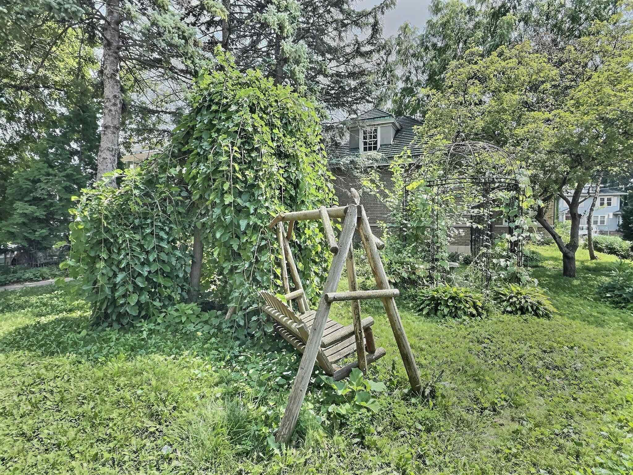 Property photo 32