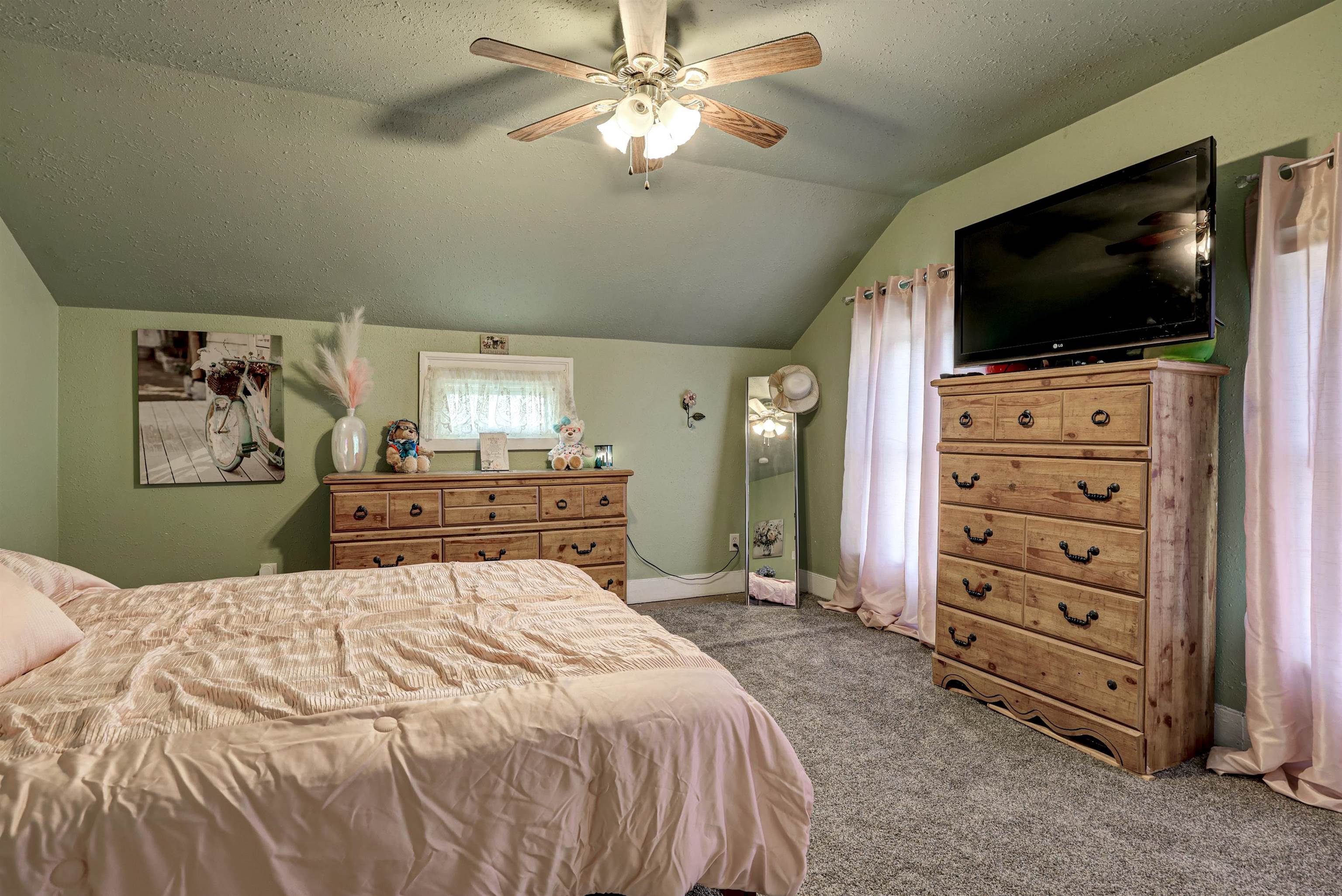 Property photo 25