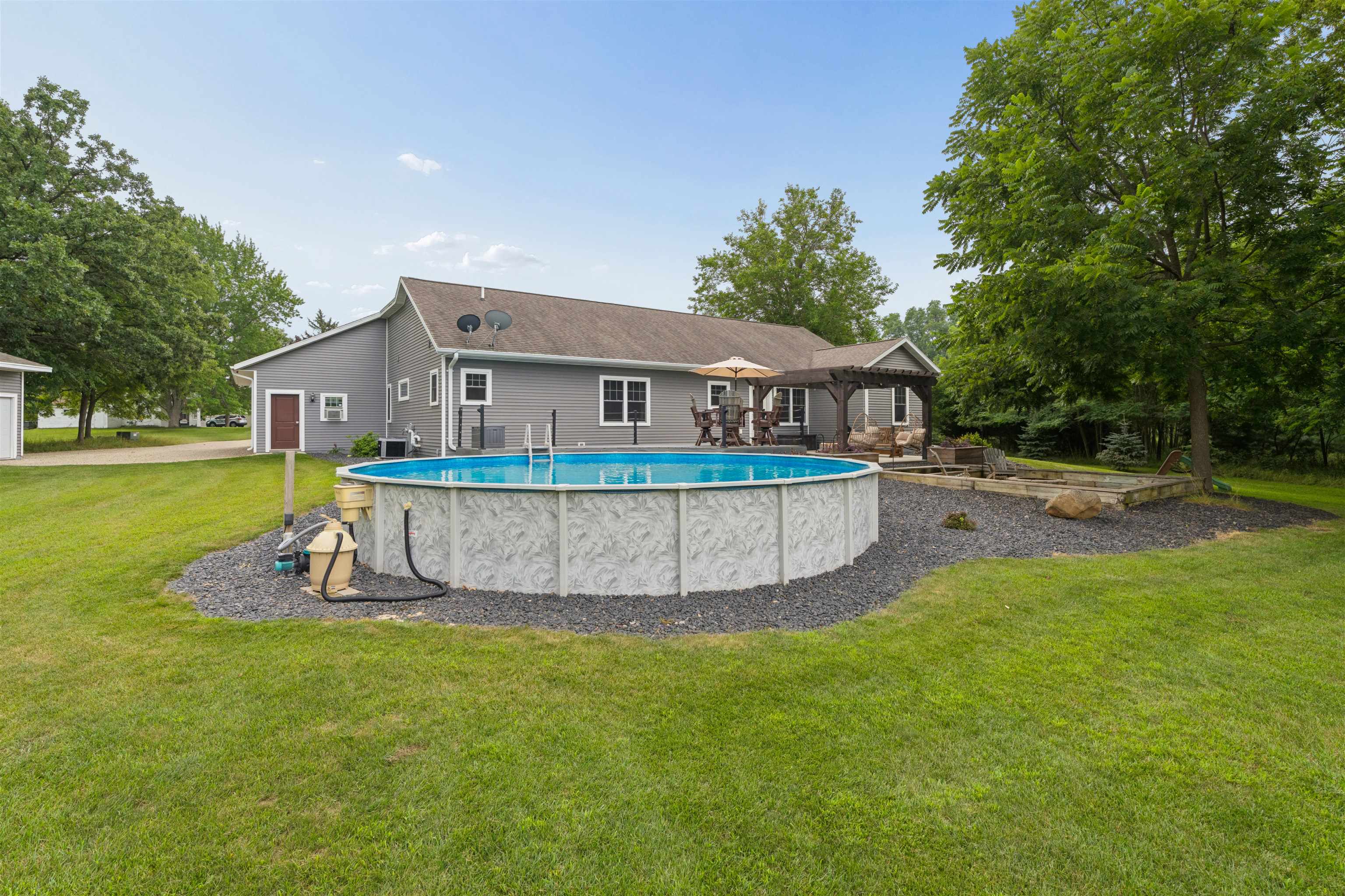 Property photo 44