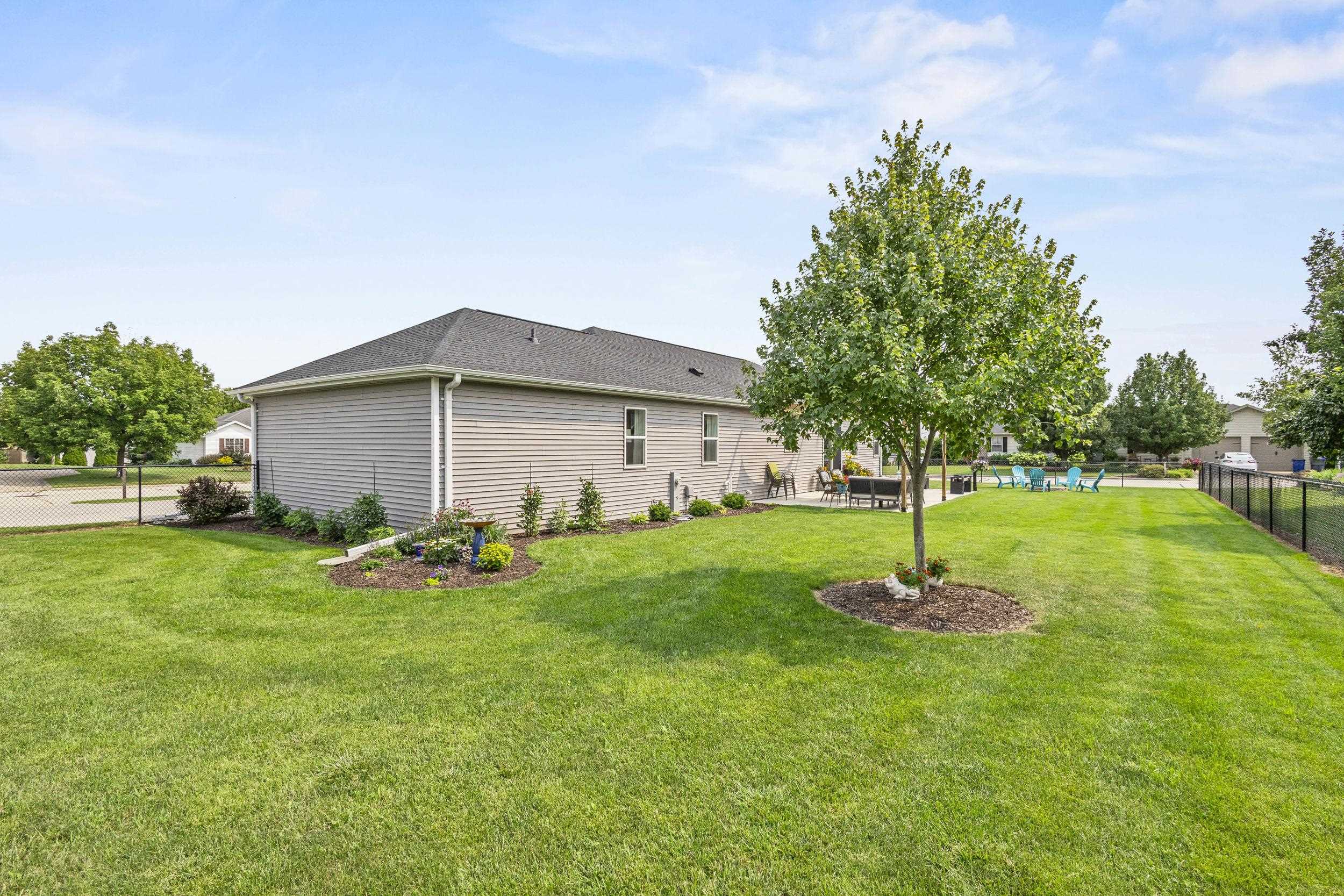 Property photo 35