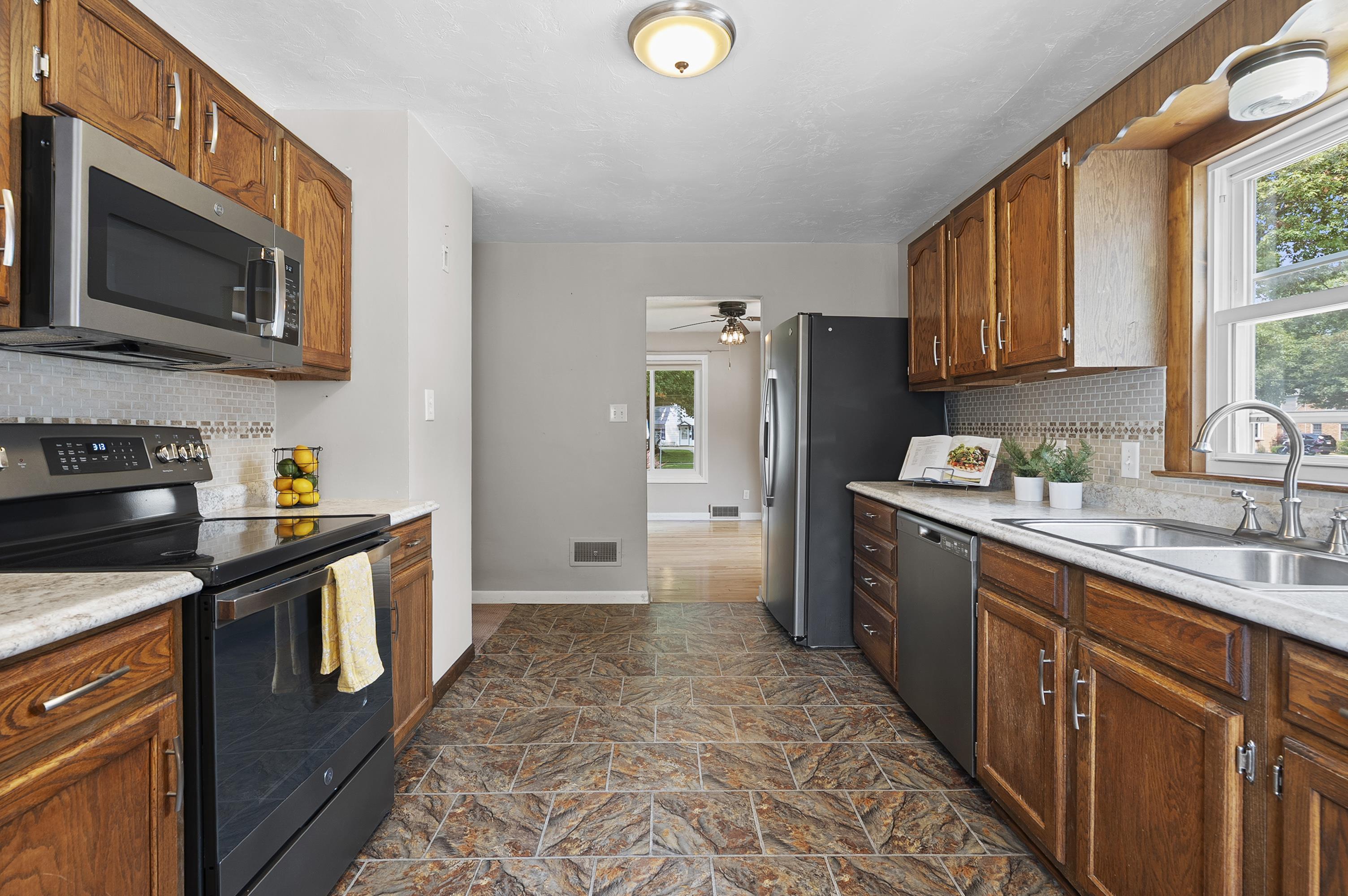 Property photo 11