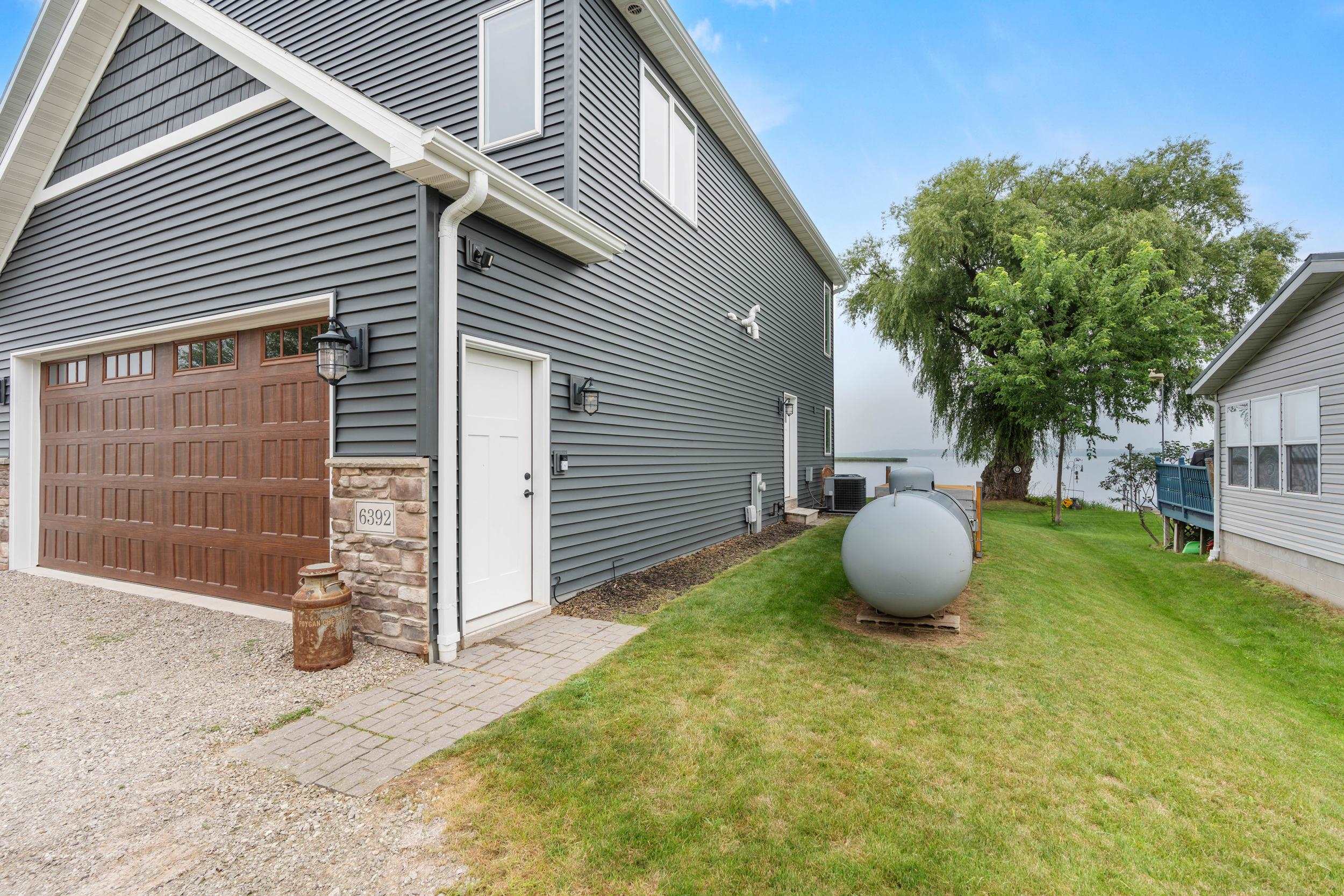 Property photo 90