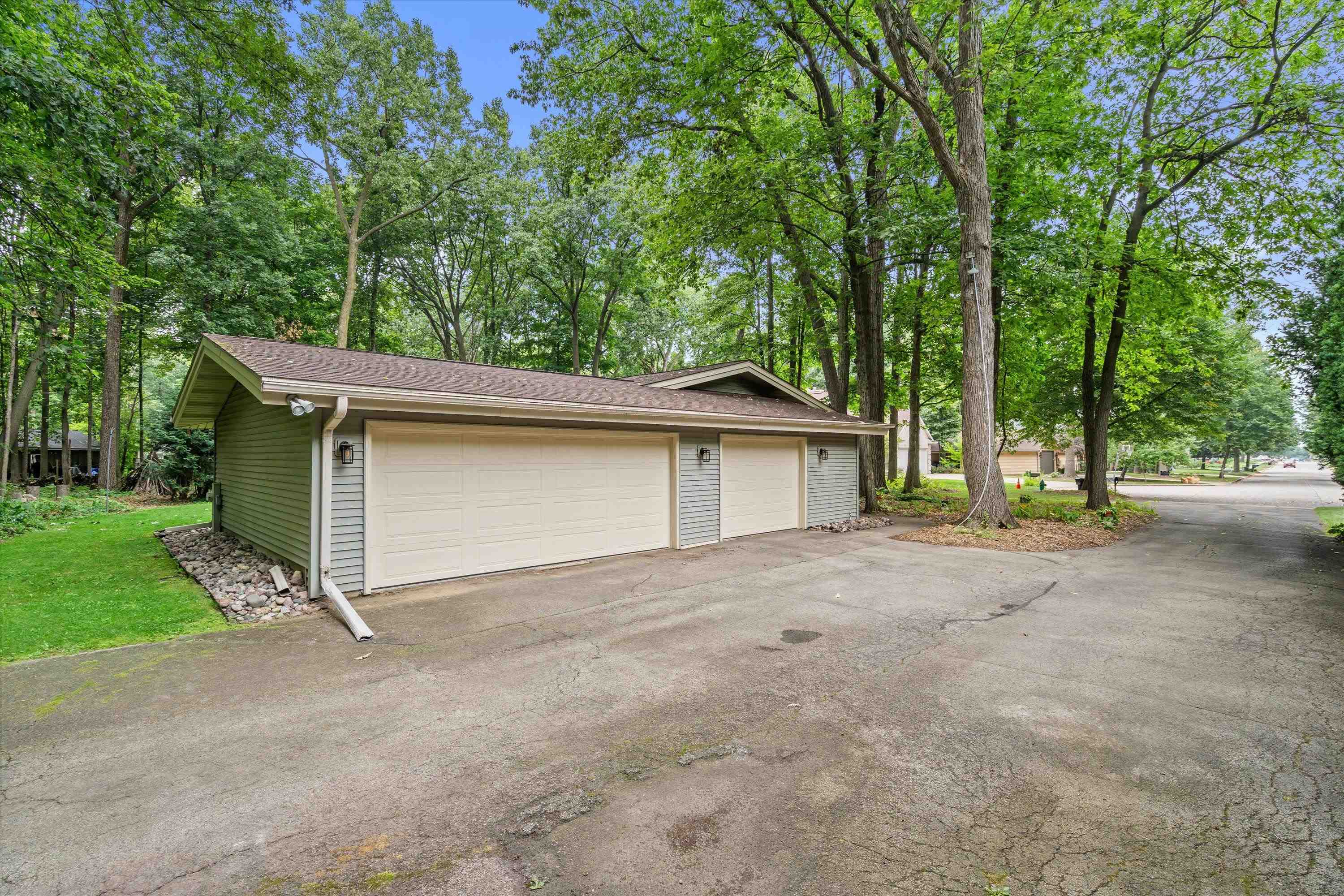 Property photo 53