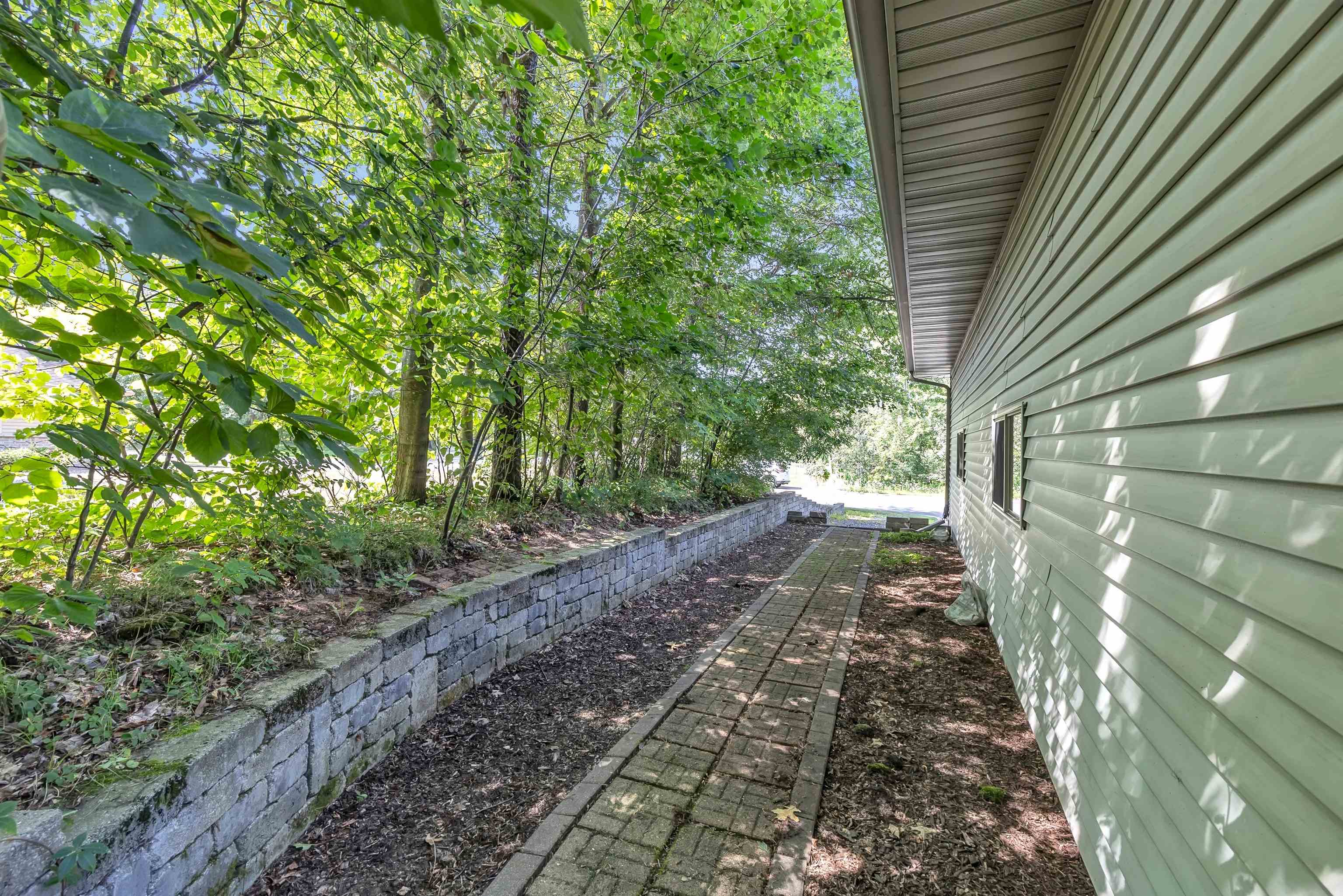 Property photo 33