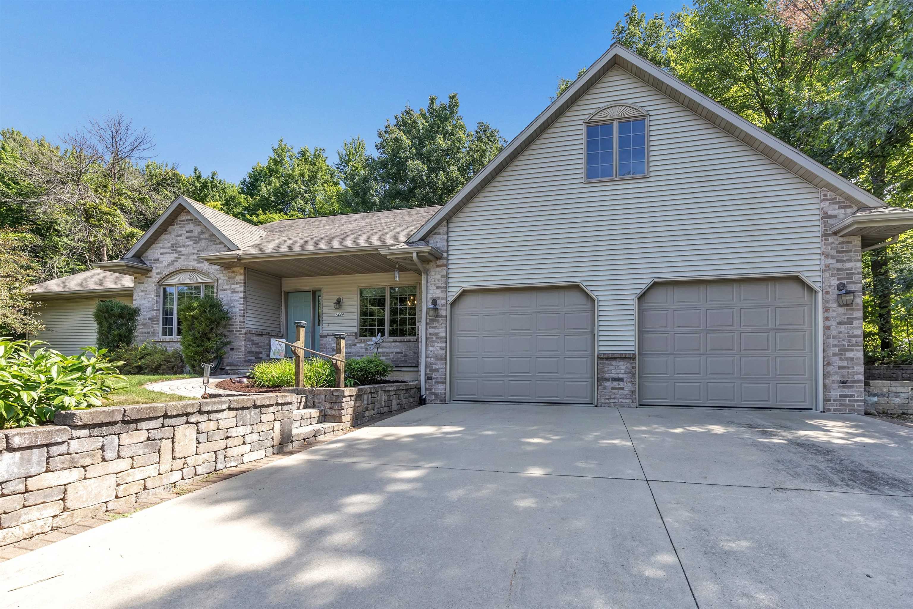 Property photo 36