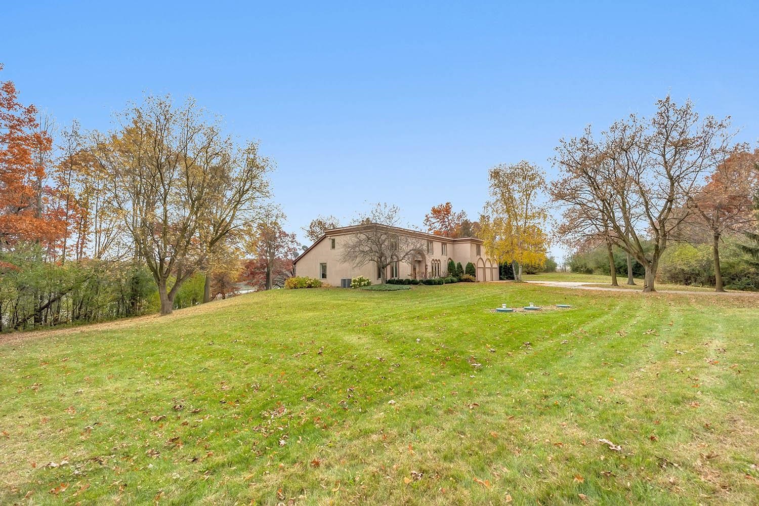 Property photo 35